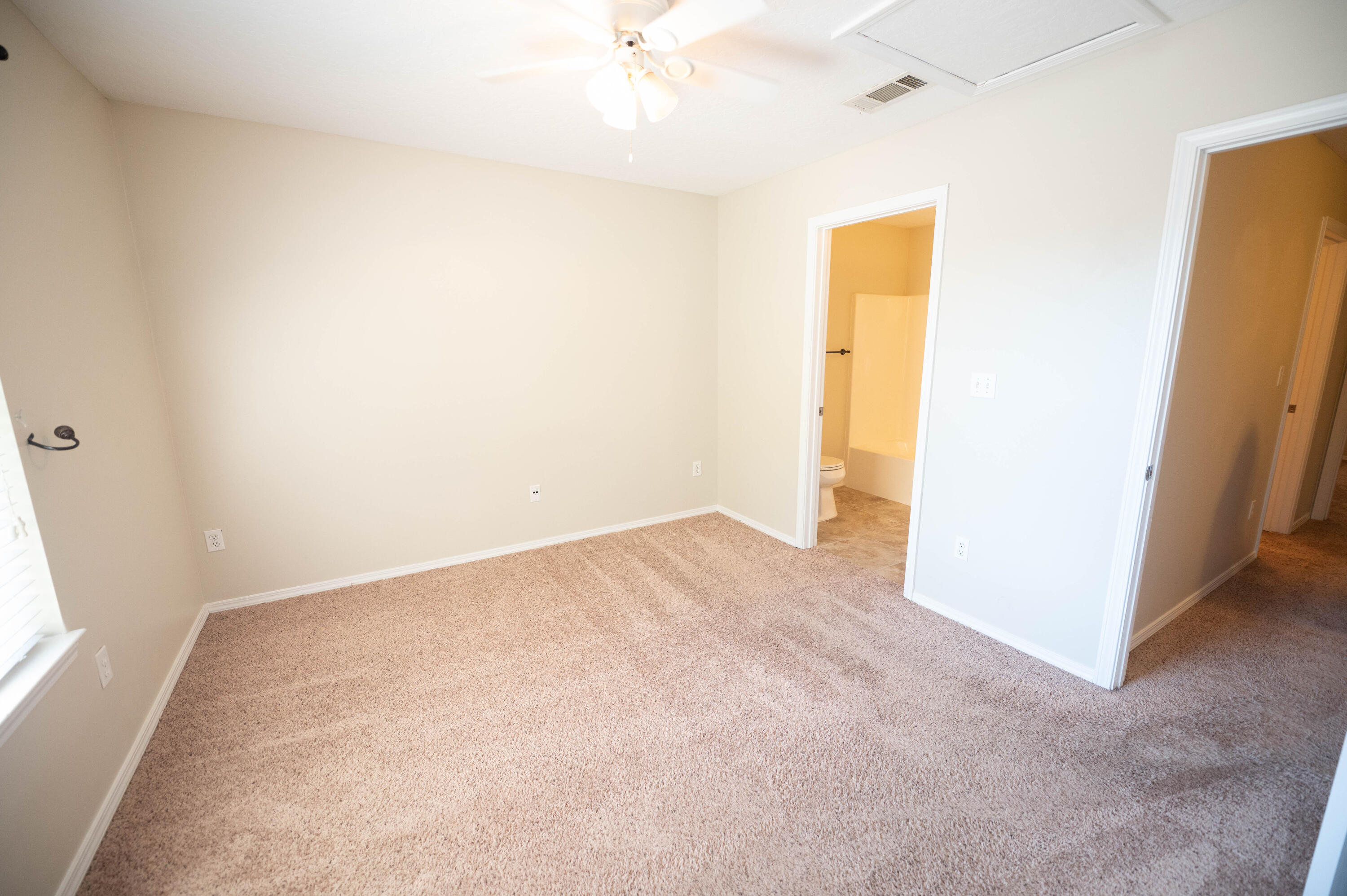 Shay Lin Townhomes - Residential