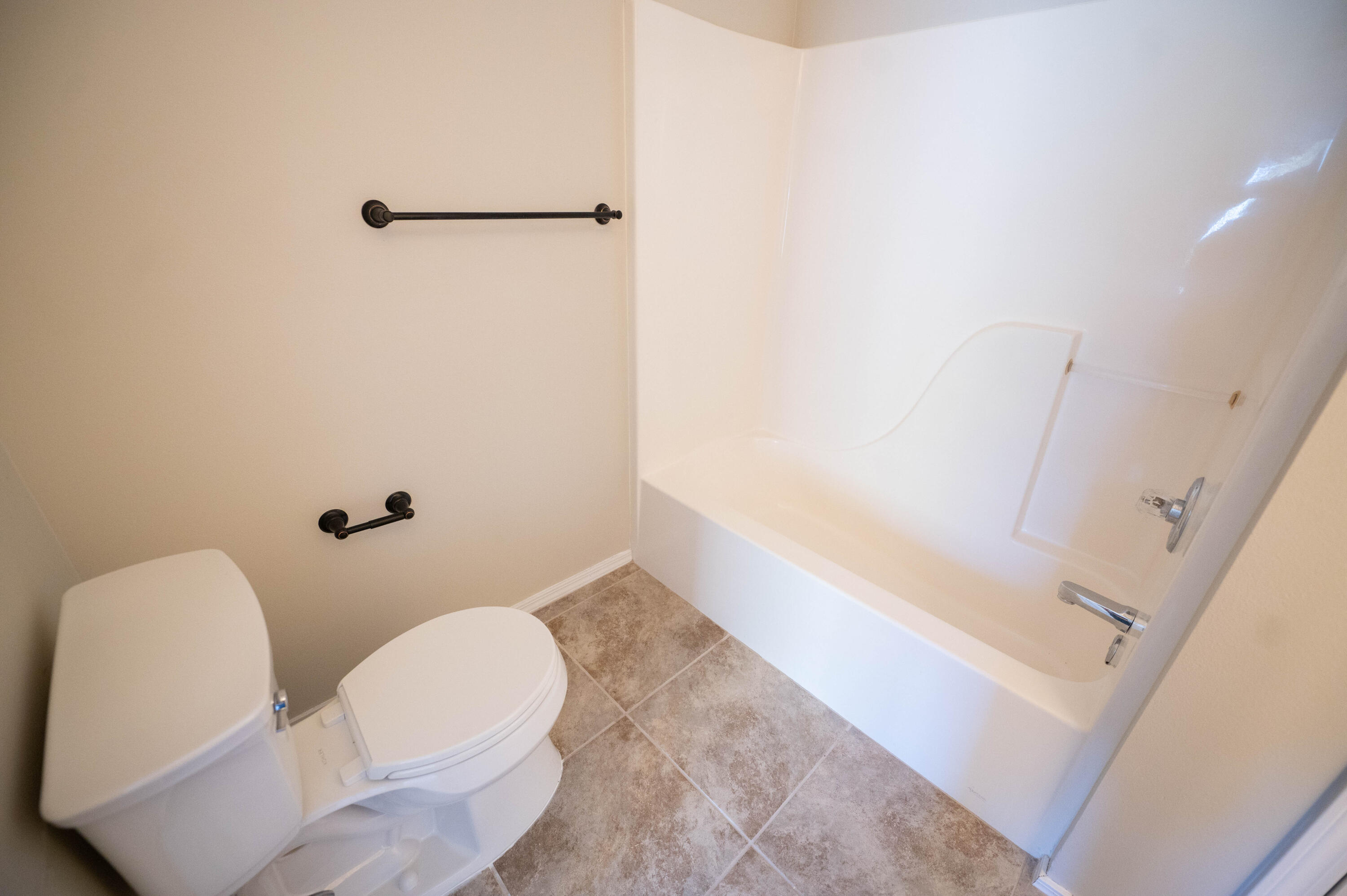 Shay Lin Townhomes - Residential