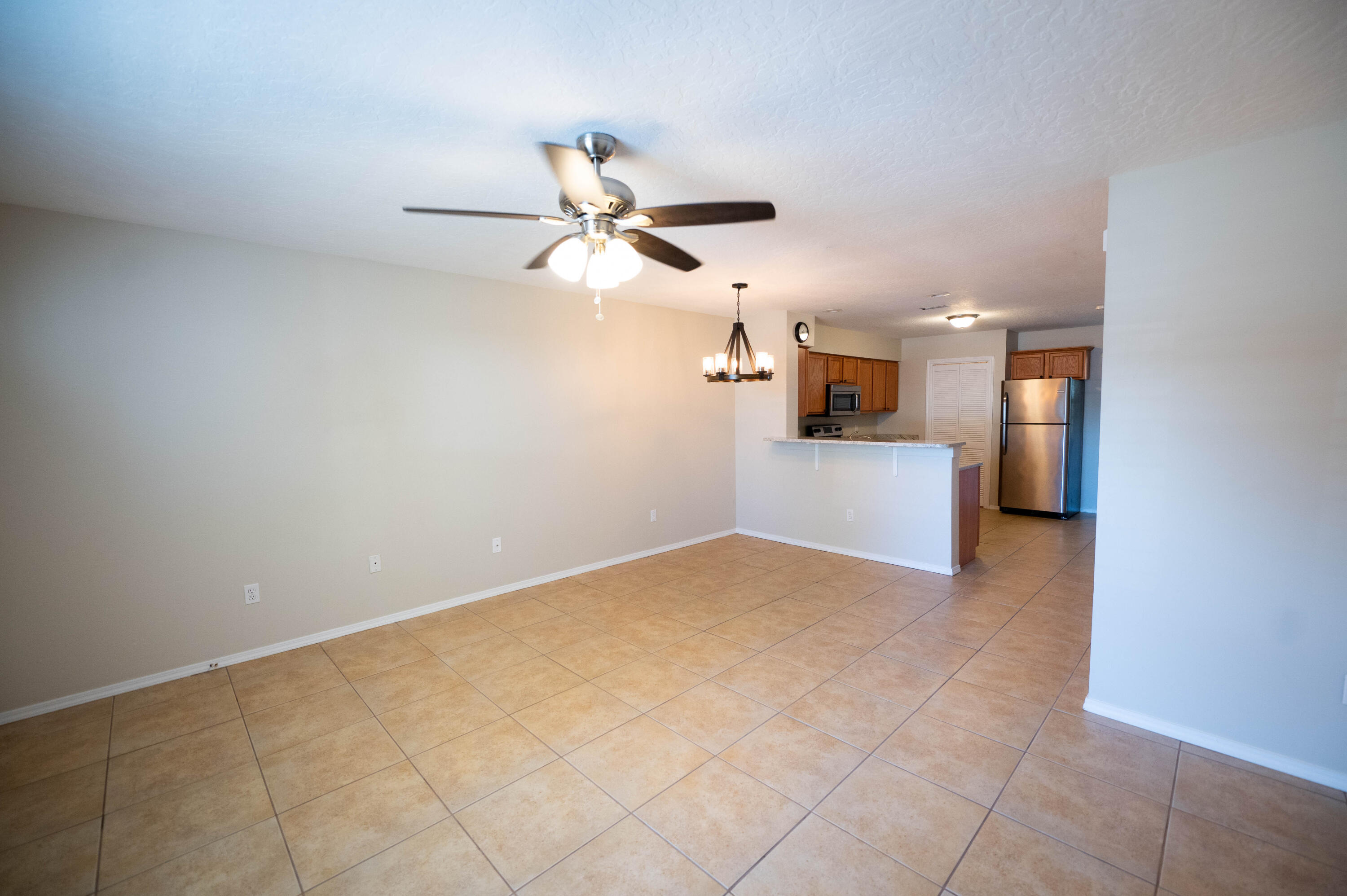 Shay Lin Townhomes - Residential