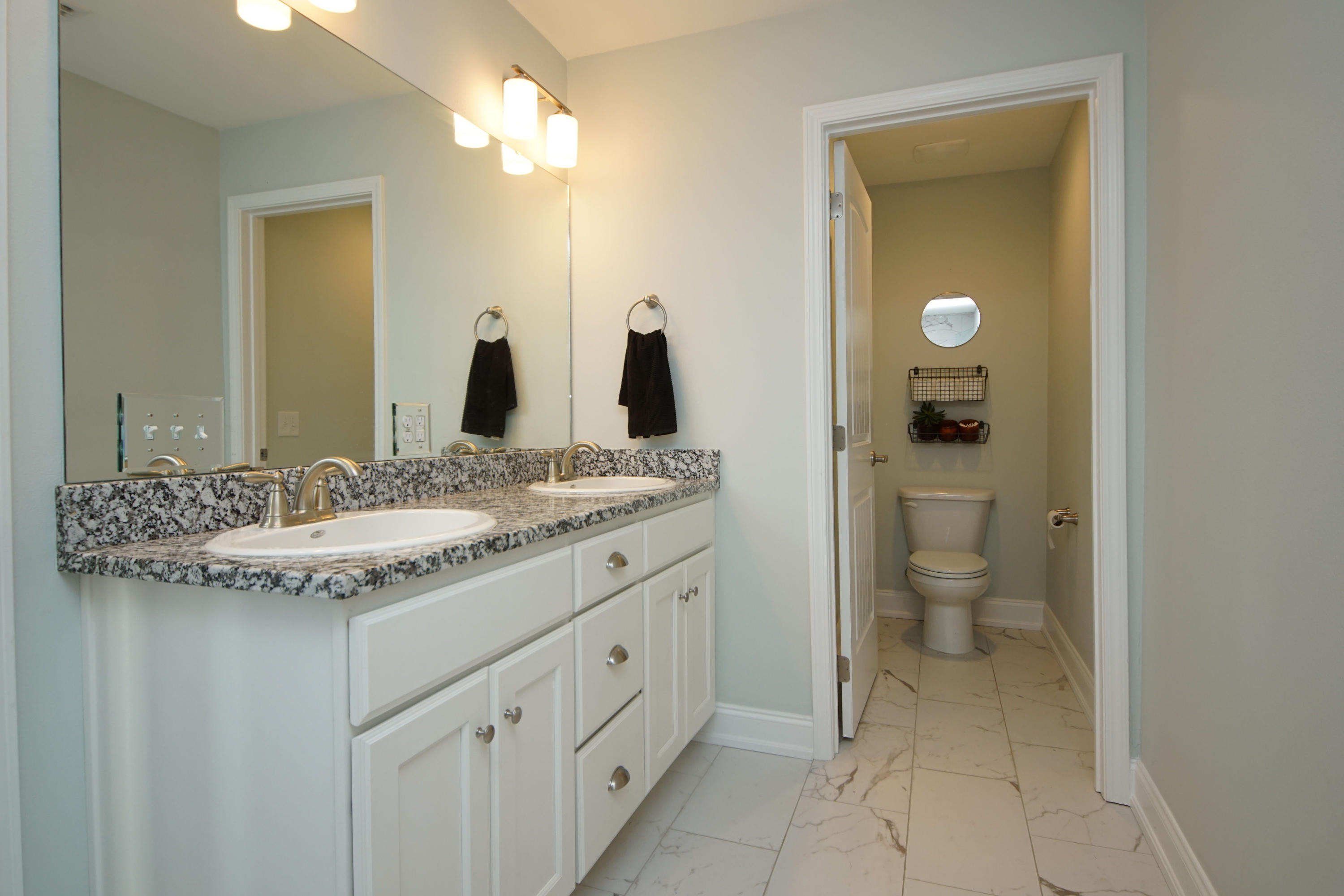 CARONDOLET T/H - Residential