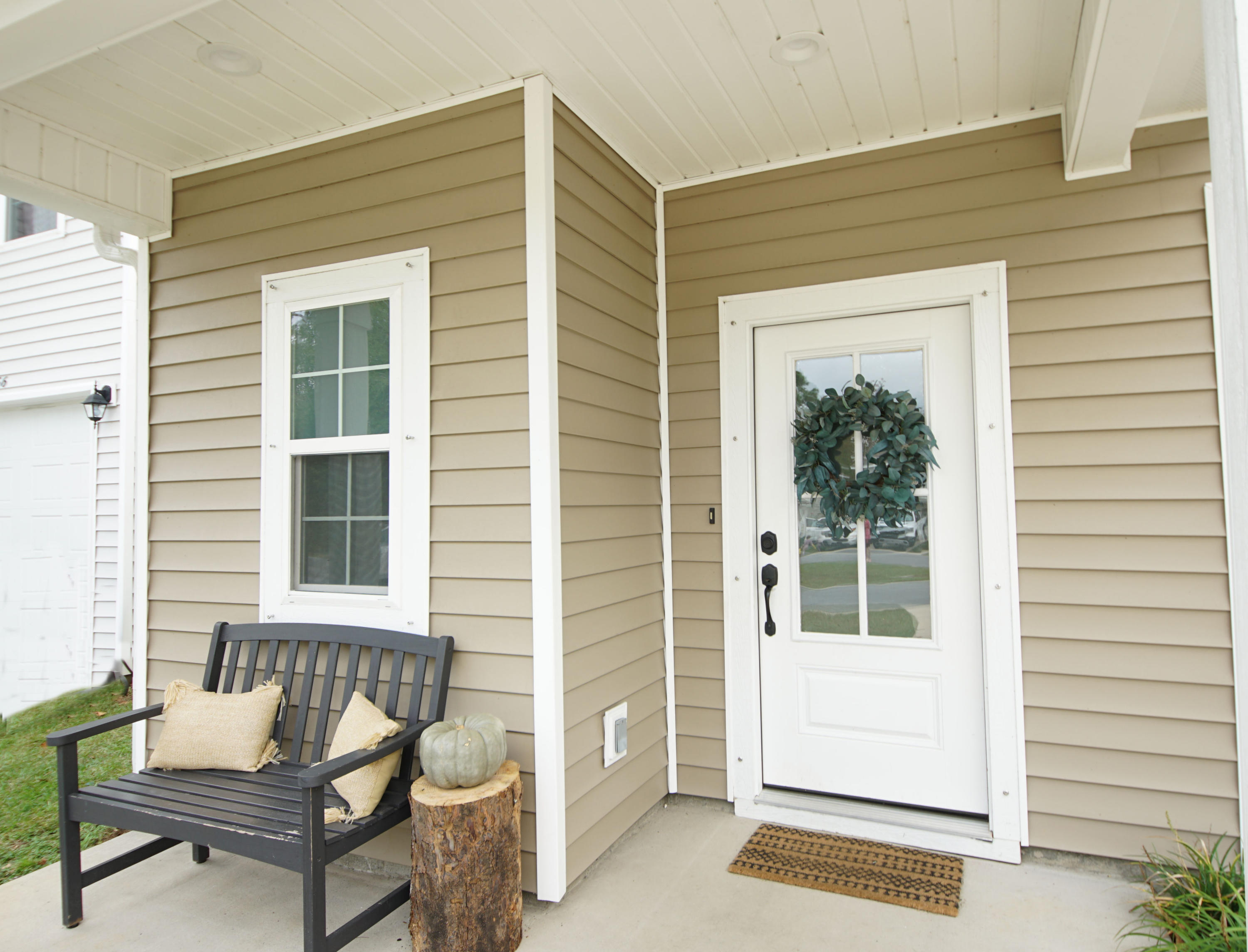 CARONDOLET T/H - Residential