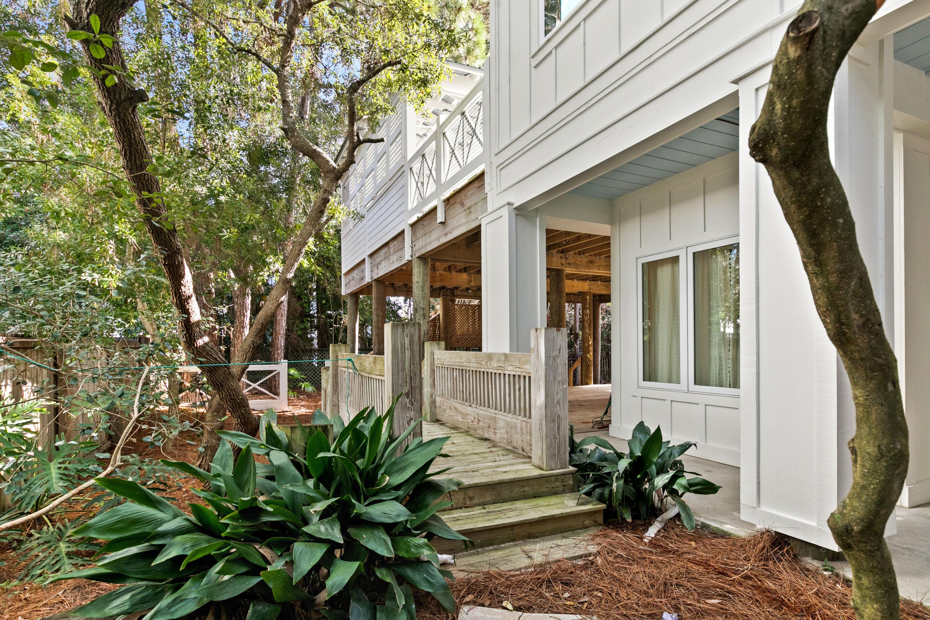 GRAYTON BEACH - Residential