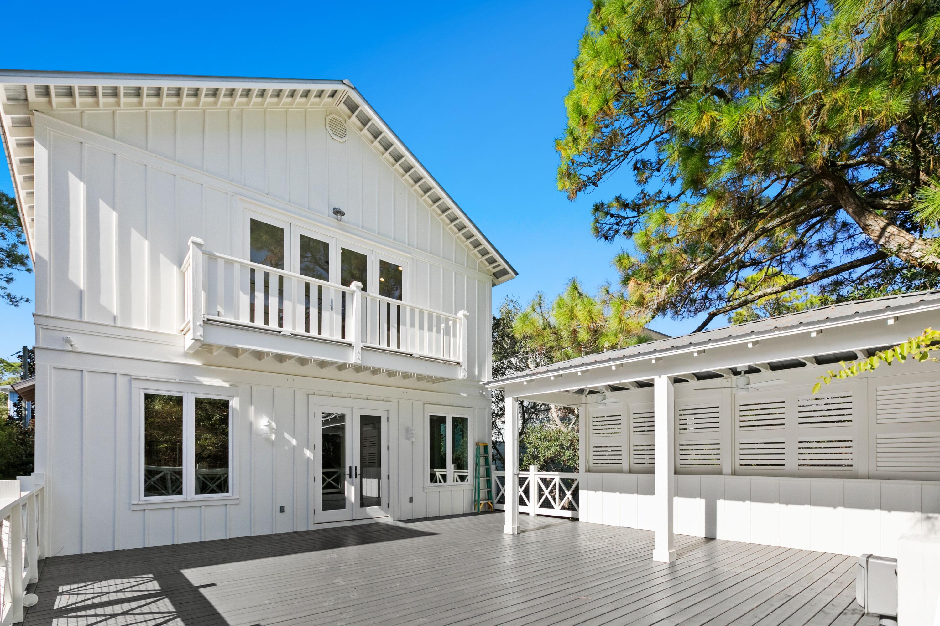 GRAYTON BEACH - Residential