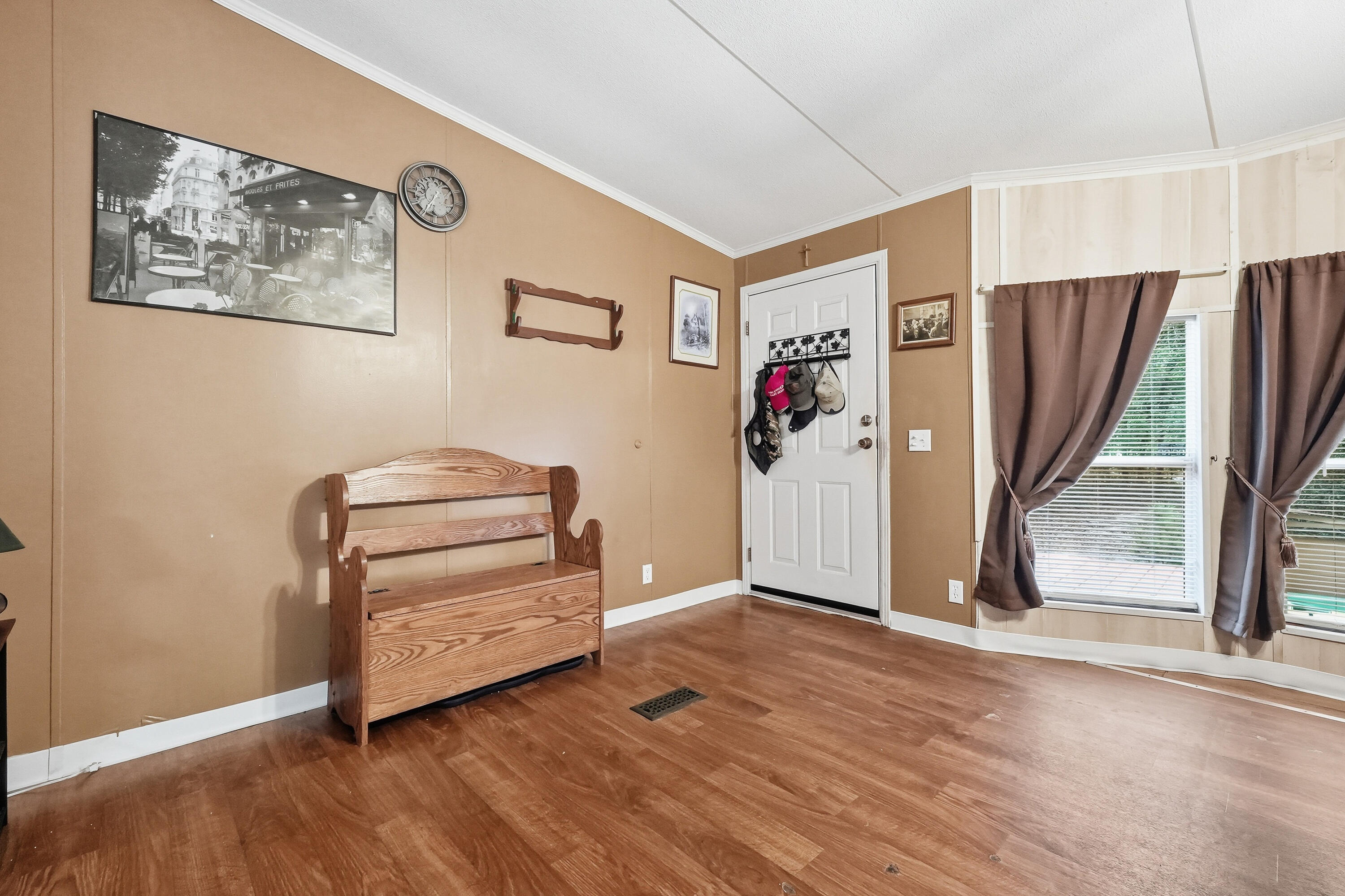 METES & BOUNDS - Residential