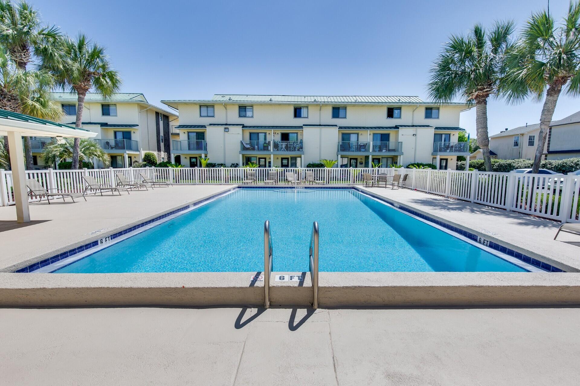 SANDPRINTS CONDO - Residential Lease