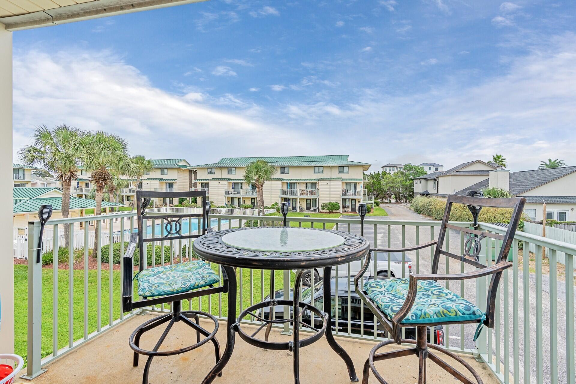 SANDPRINTS CONDO - Residential Lease