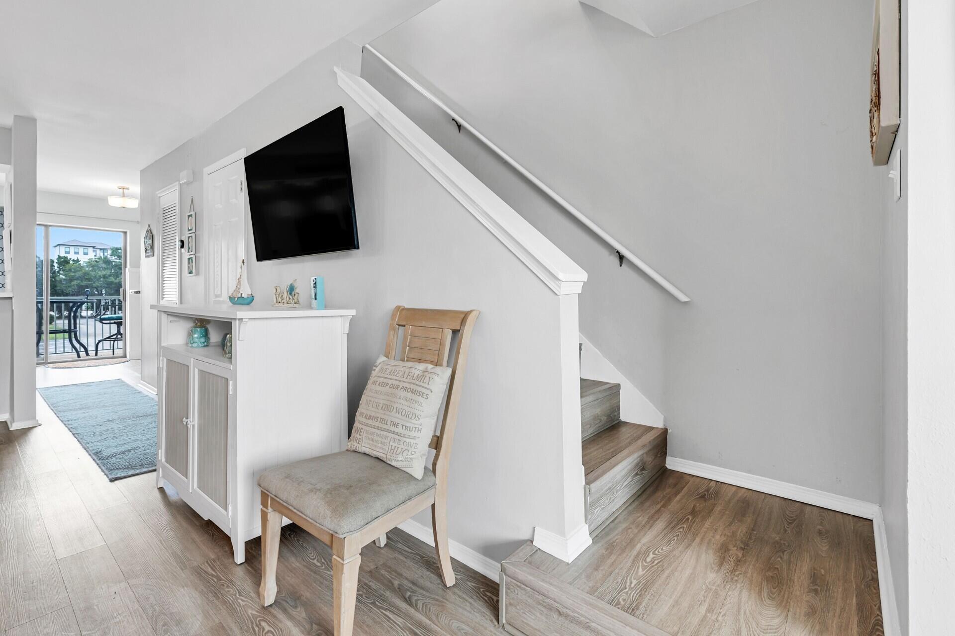 SANDPRINTS CONDO - Residential Lease