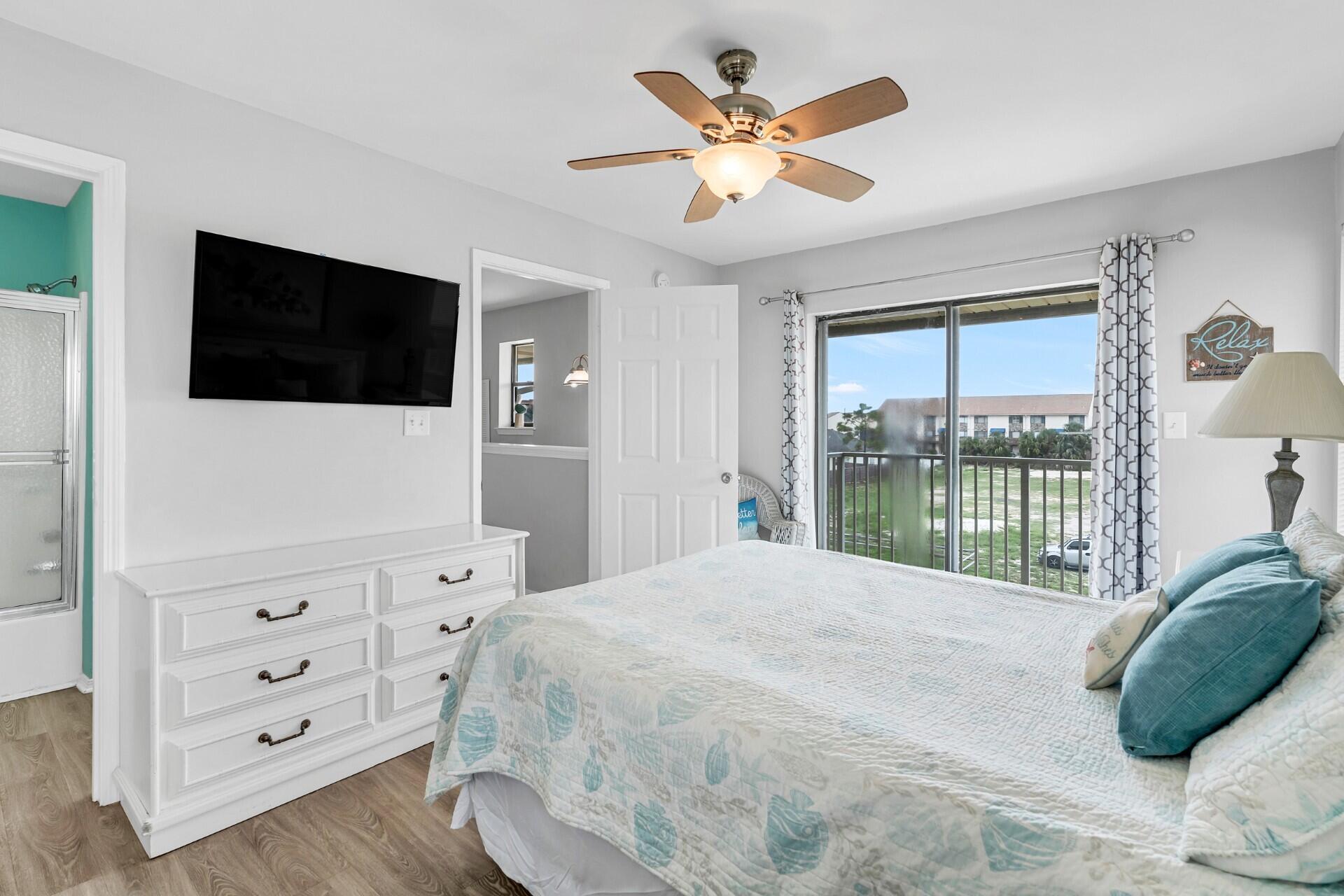 SANDPRINTS CONDO - Residential Lease