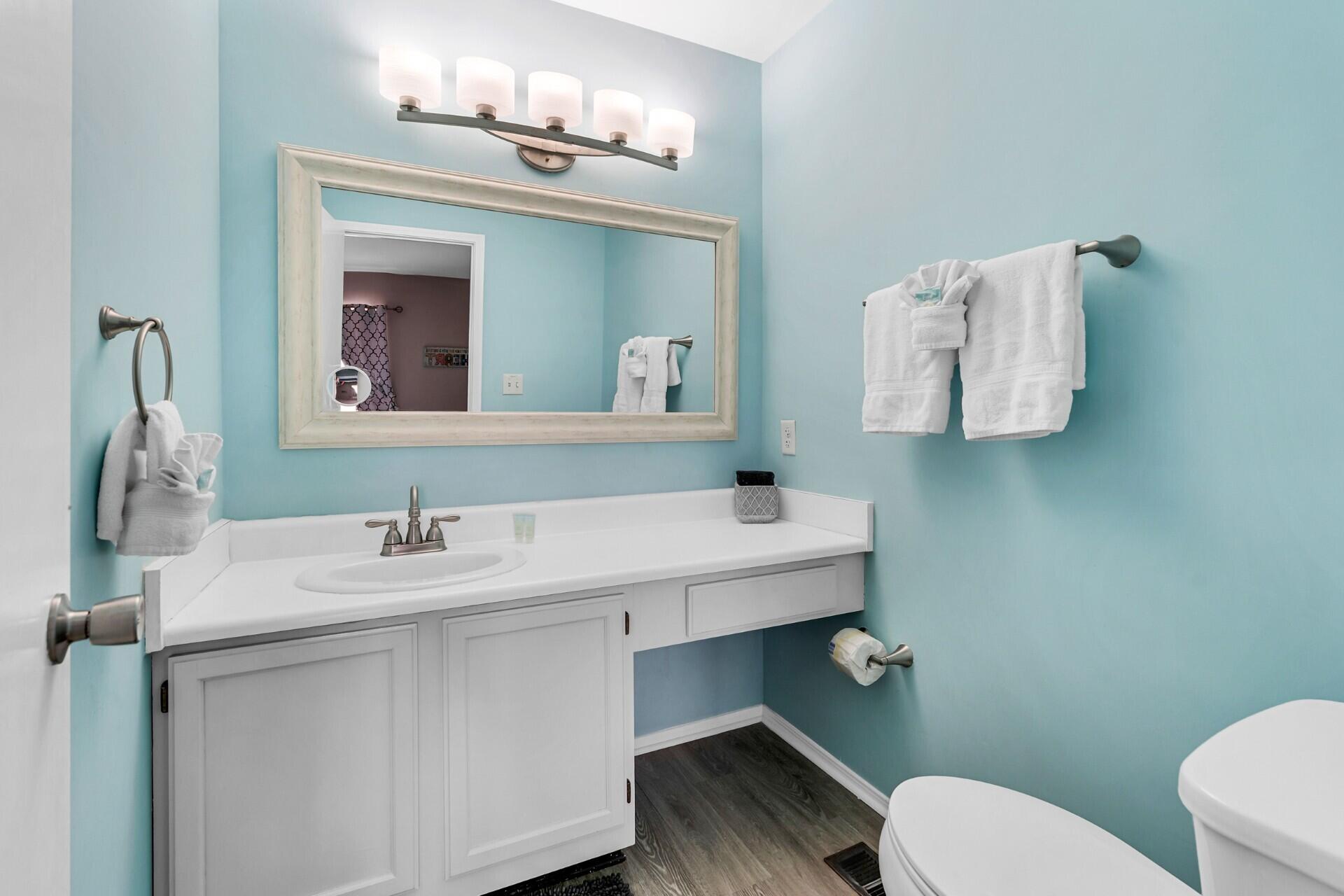 SANDPRINTS CONDO - Residential Lease