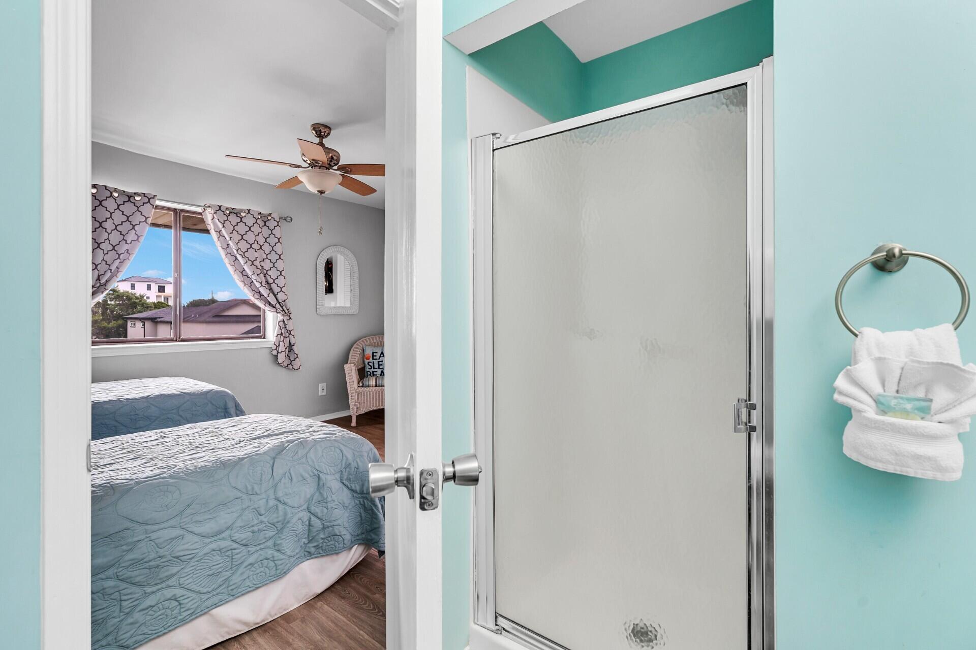 SANDPRINTS CONDO - Residential Lease
