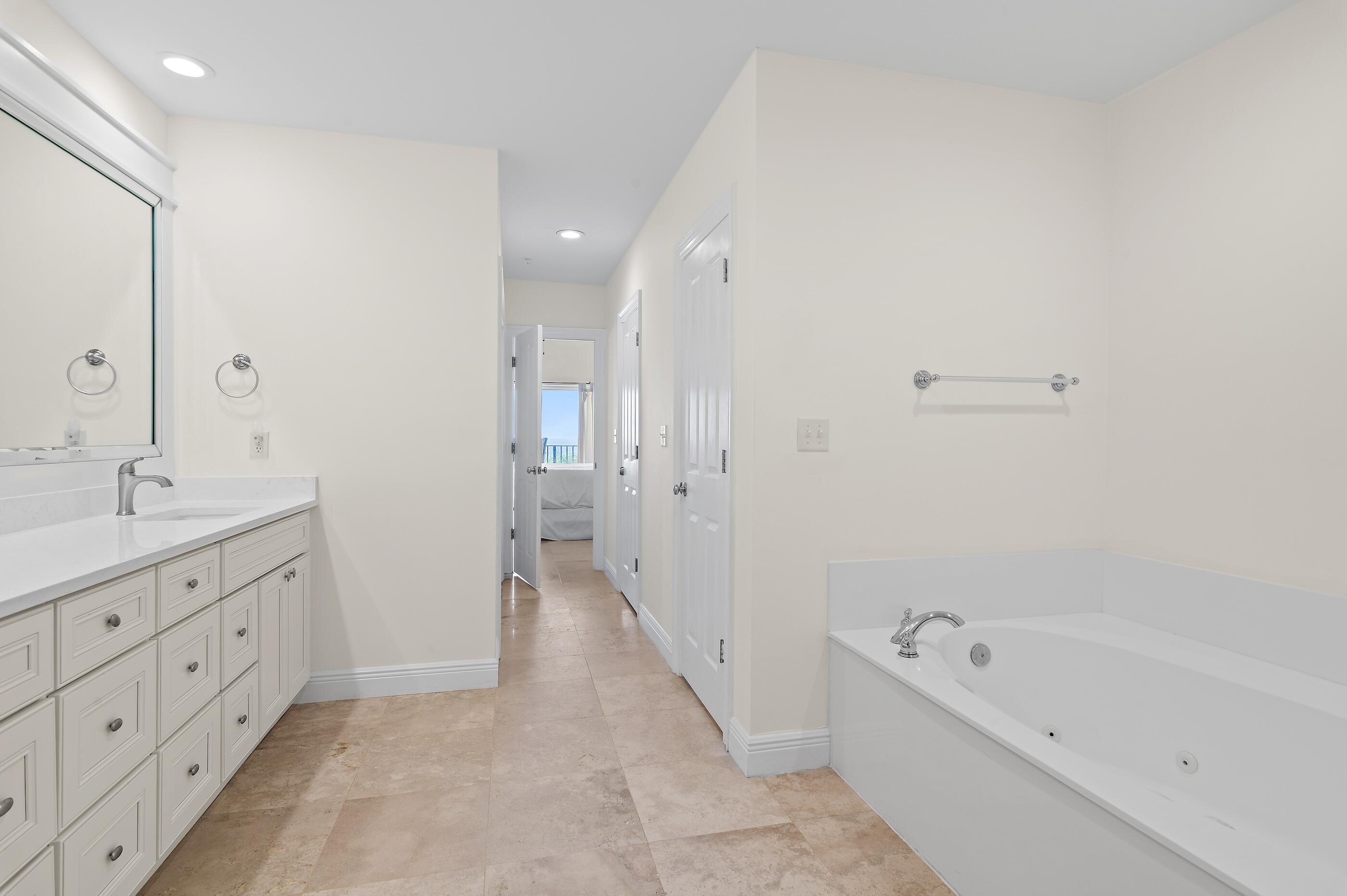 LEGACY THE - Residential