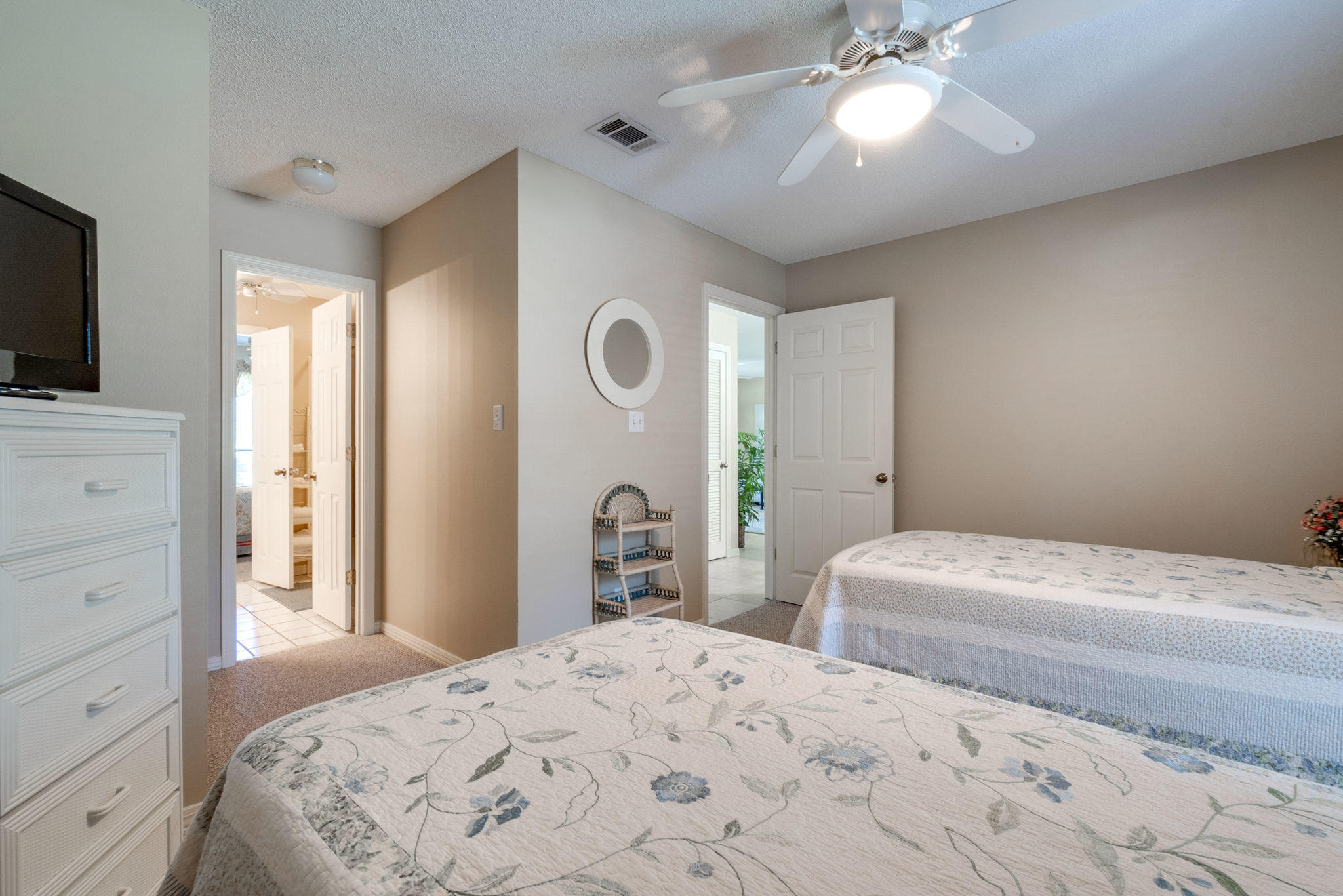 SEASCAPE CONDO phase 8A - Residential