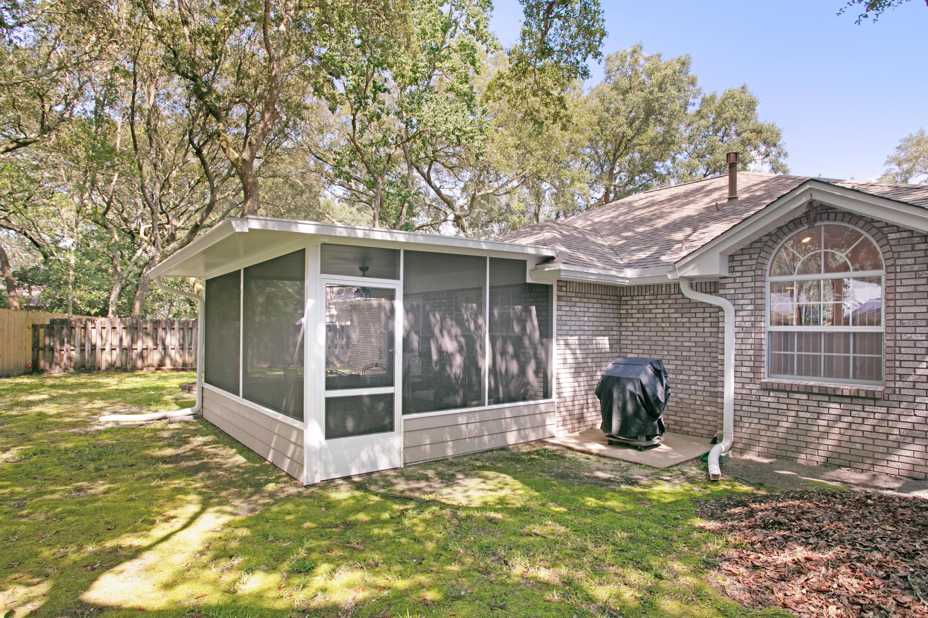 PARKWOOD ESTATES PH 2 BLUEWATER BAY - Residential