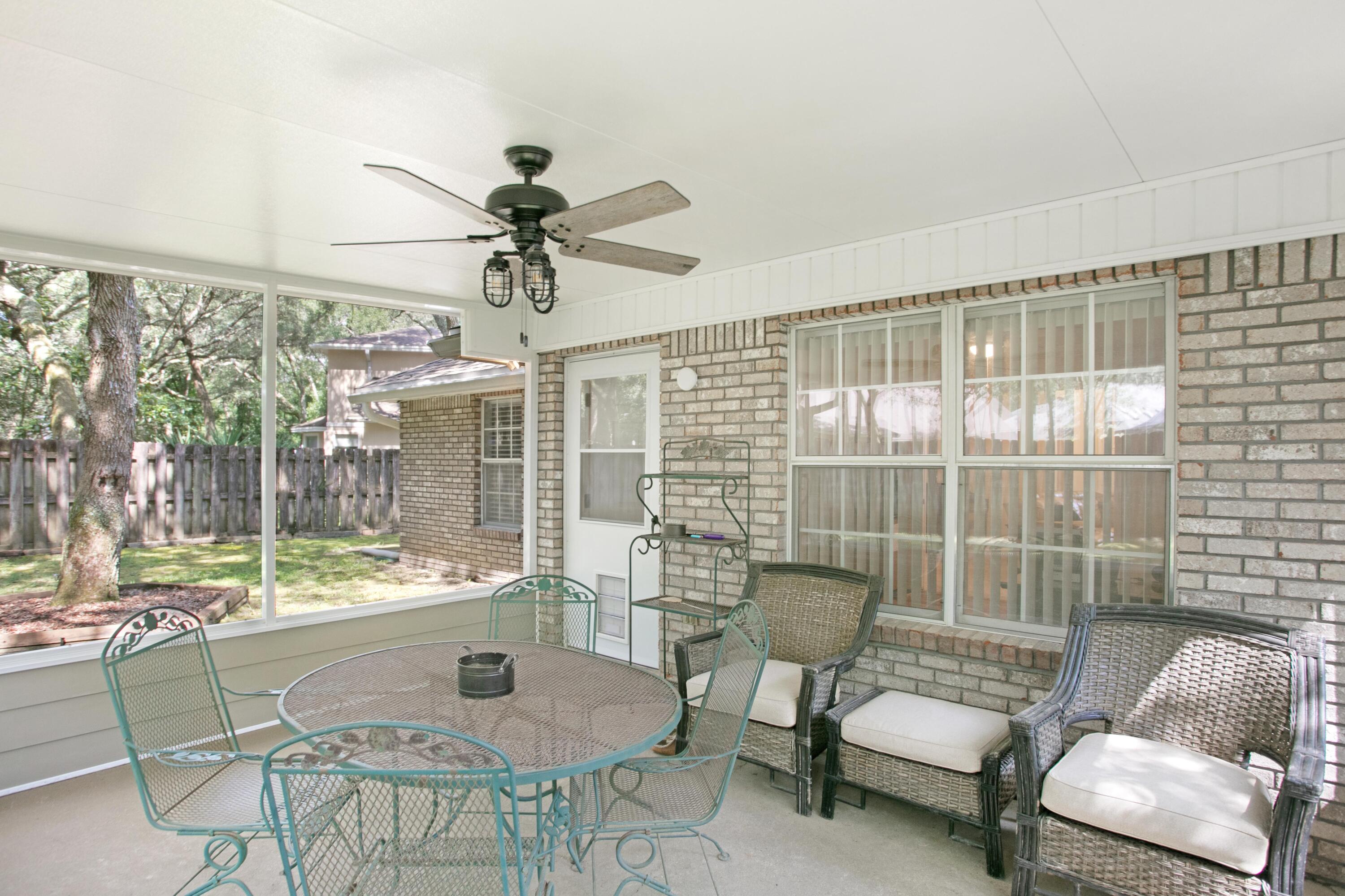 PARKWOOD ESTATES PH 2 BLUEWATER BAY - Residential