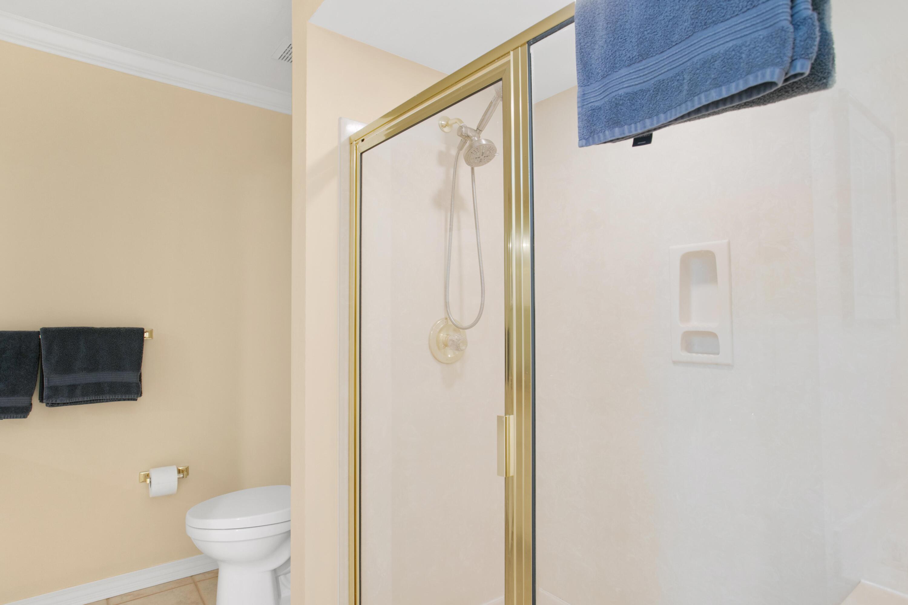 PARKWOOD ESTATES PH 2 BLUEWATER BAY - Residential