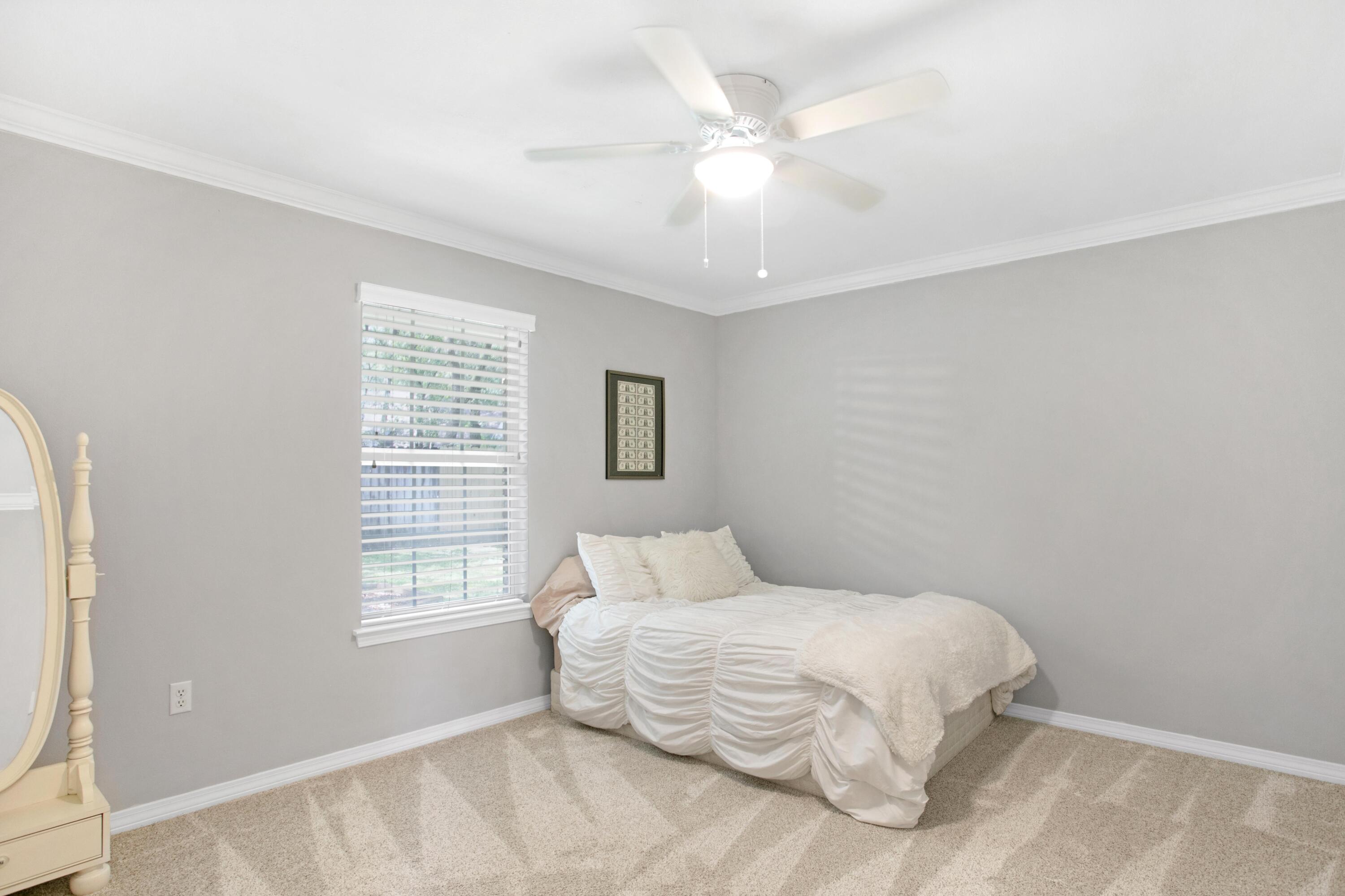 PARKWOOD ESTATES PH 2 BLUEWATER BAY - Residential