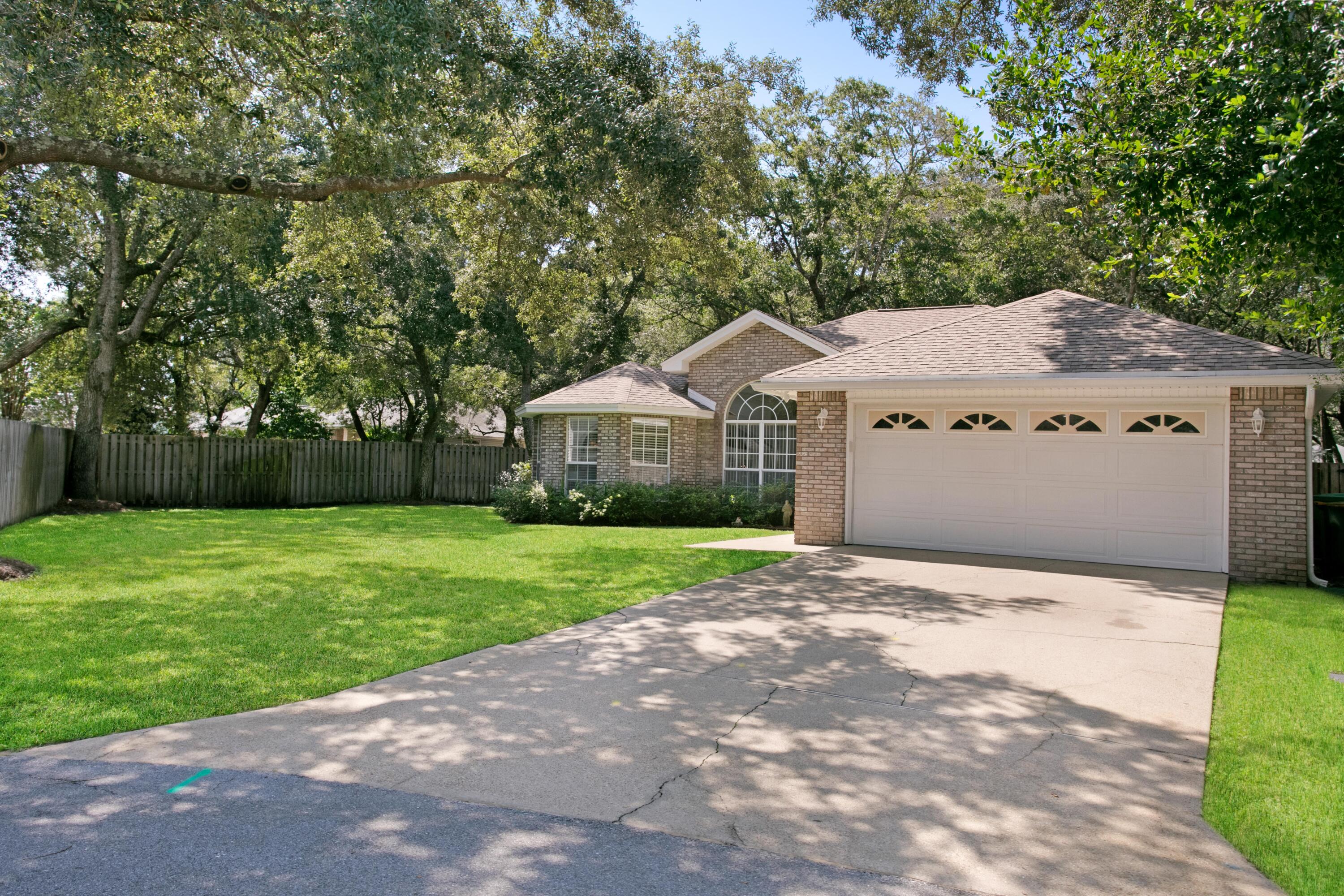 PARKWOOD ESTATES PH 2 BLUEWATER BAY - Residential