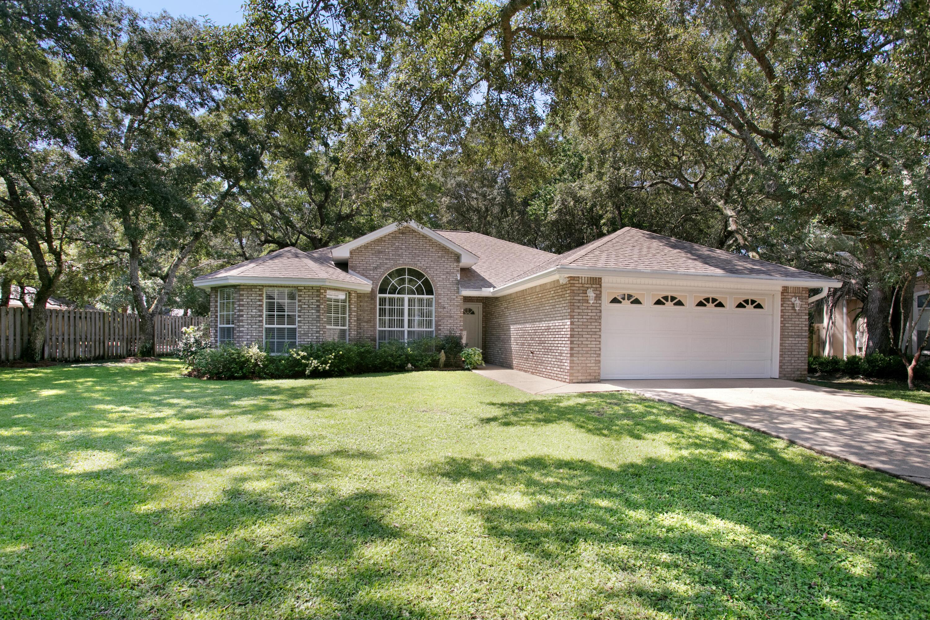 PARKWOOD ESTATES PH 2 BLUEWATER BAY - Residential