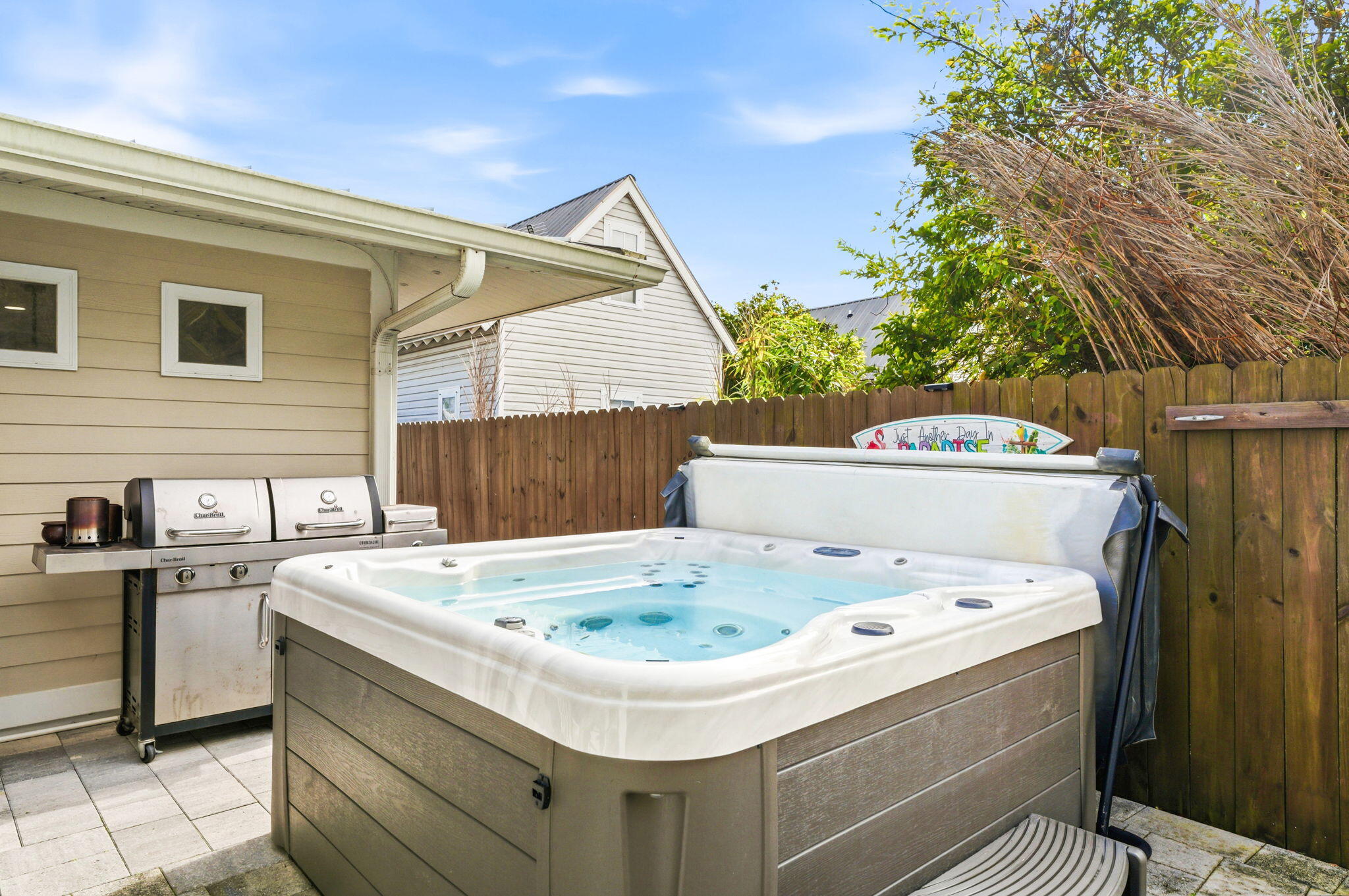 HOLIDAY BEACH UNIT 07 - Residential