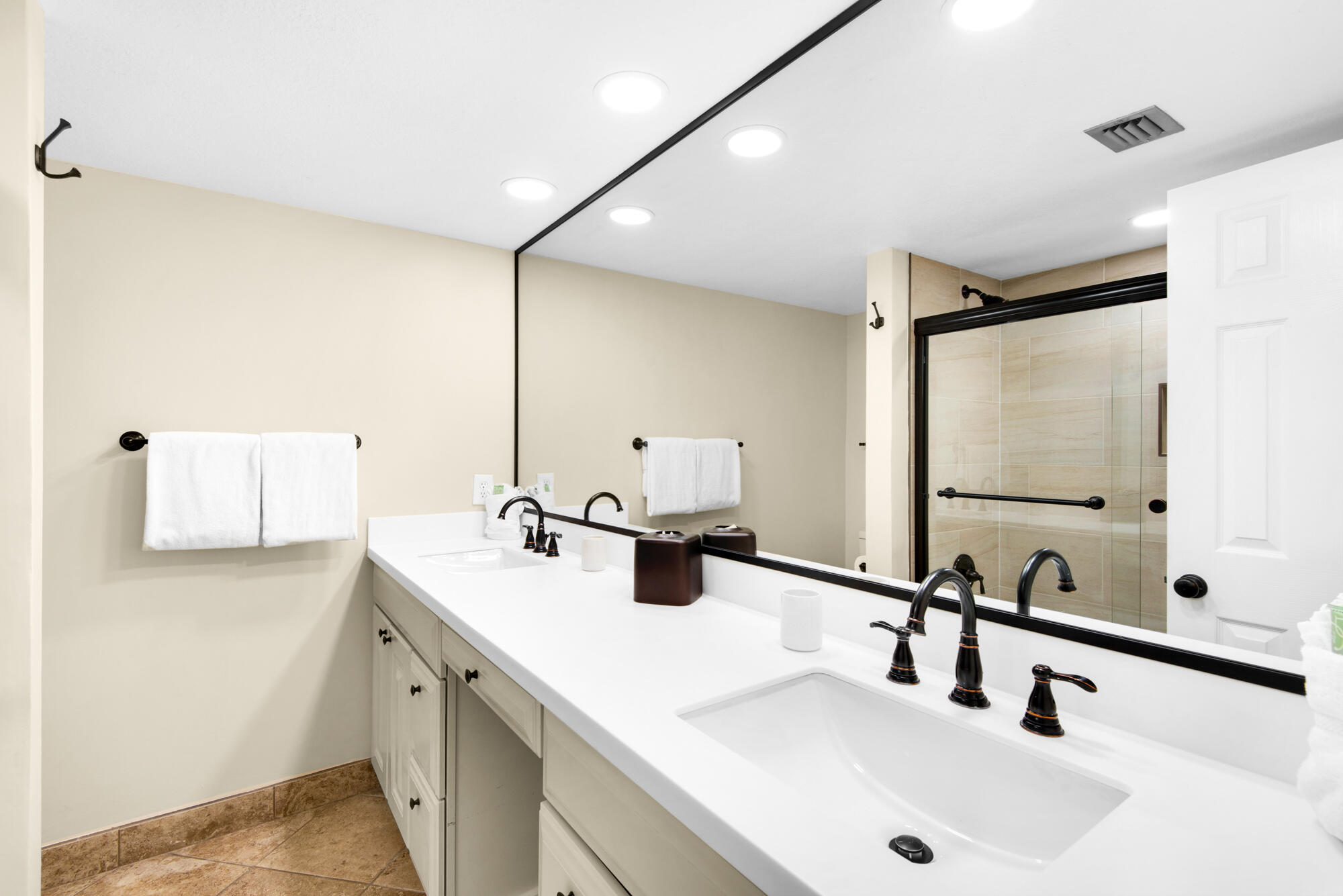 EDGEWATER BEACH CONDO PH 1 - Residential