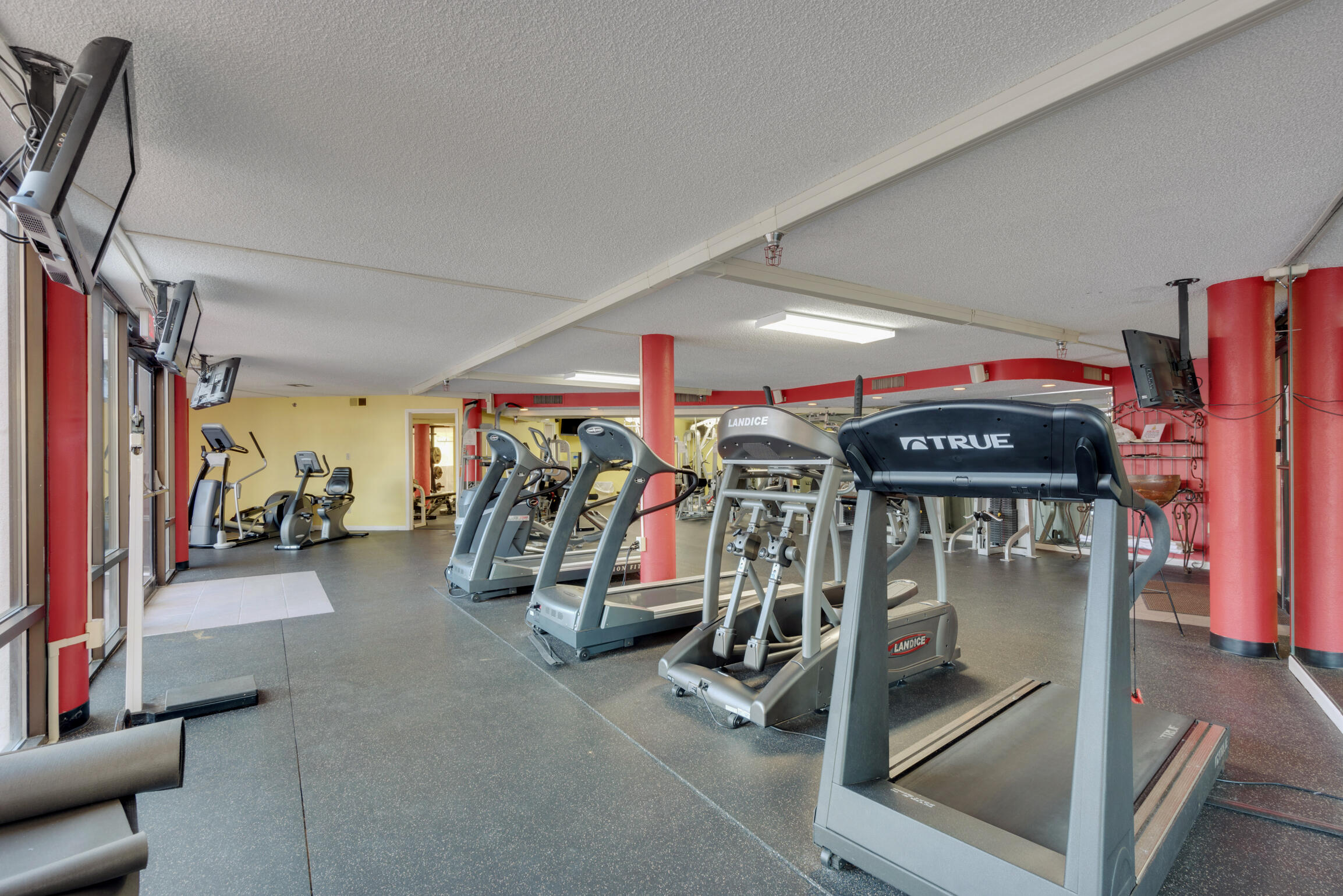 EDGEWATER BEACH CONDO PH 1 - Residential