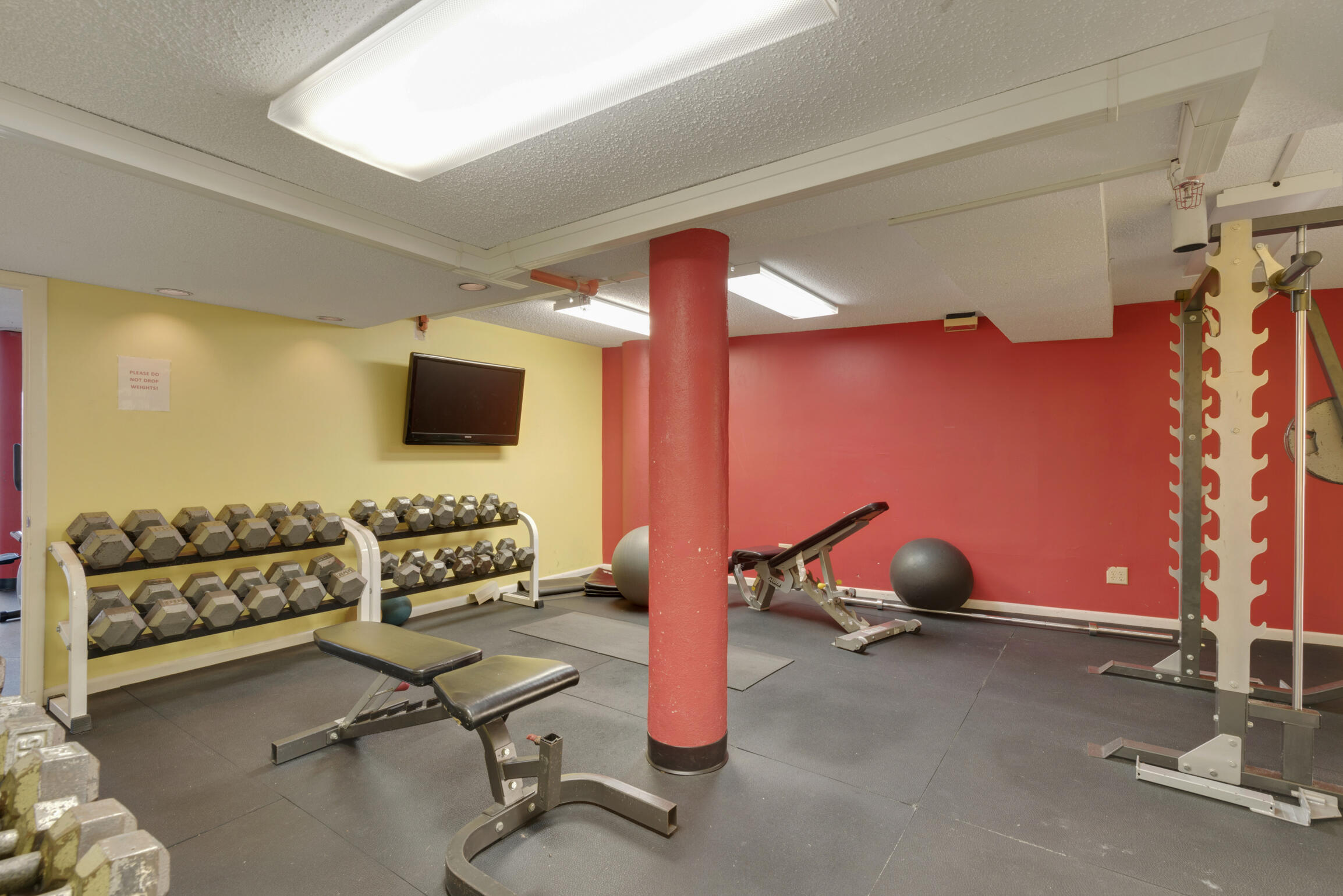 EDGEWATER BEACH CONDO PH 1 - Residential