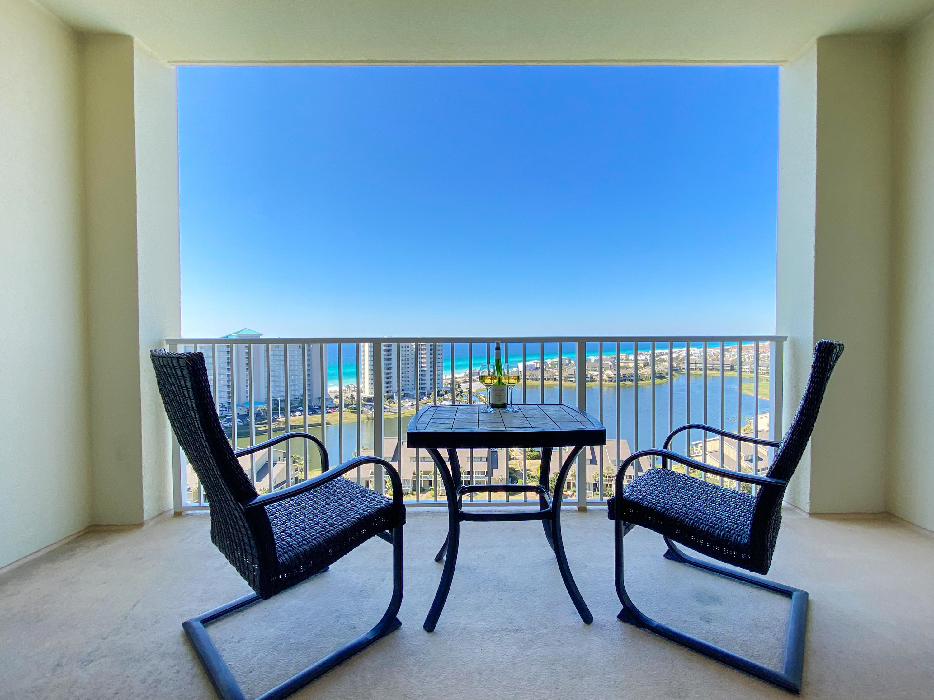 ARIEL DUNES II - Residential