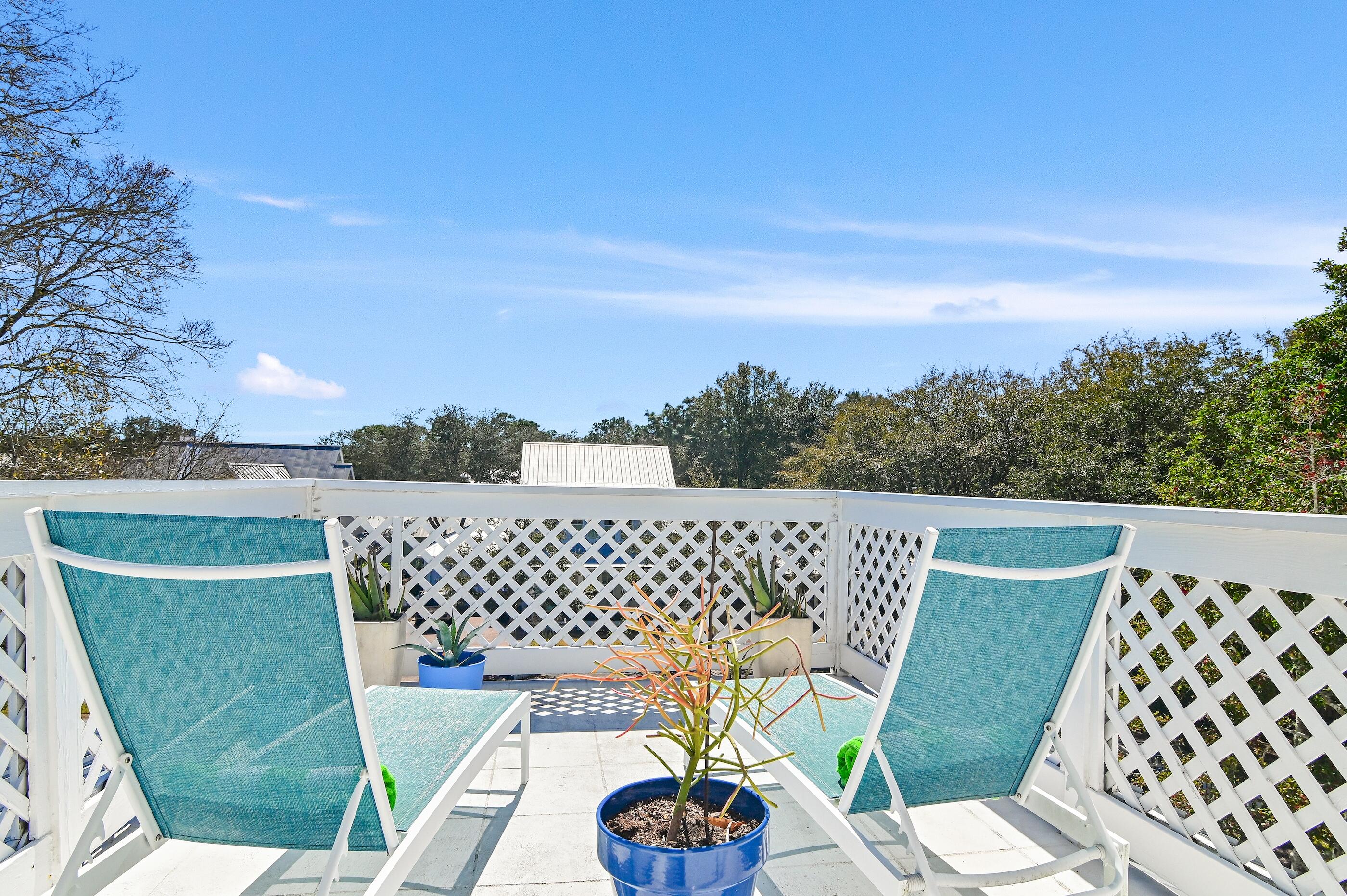 CRYSTAL LAKE AT SANDESTIN - Residential
