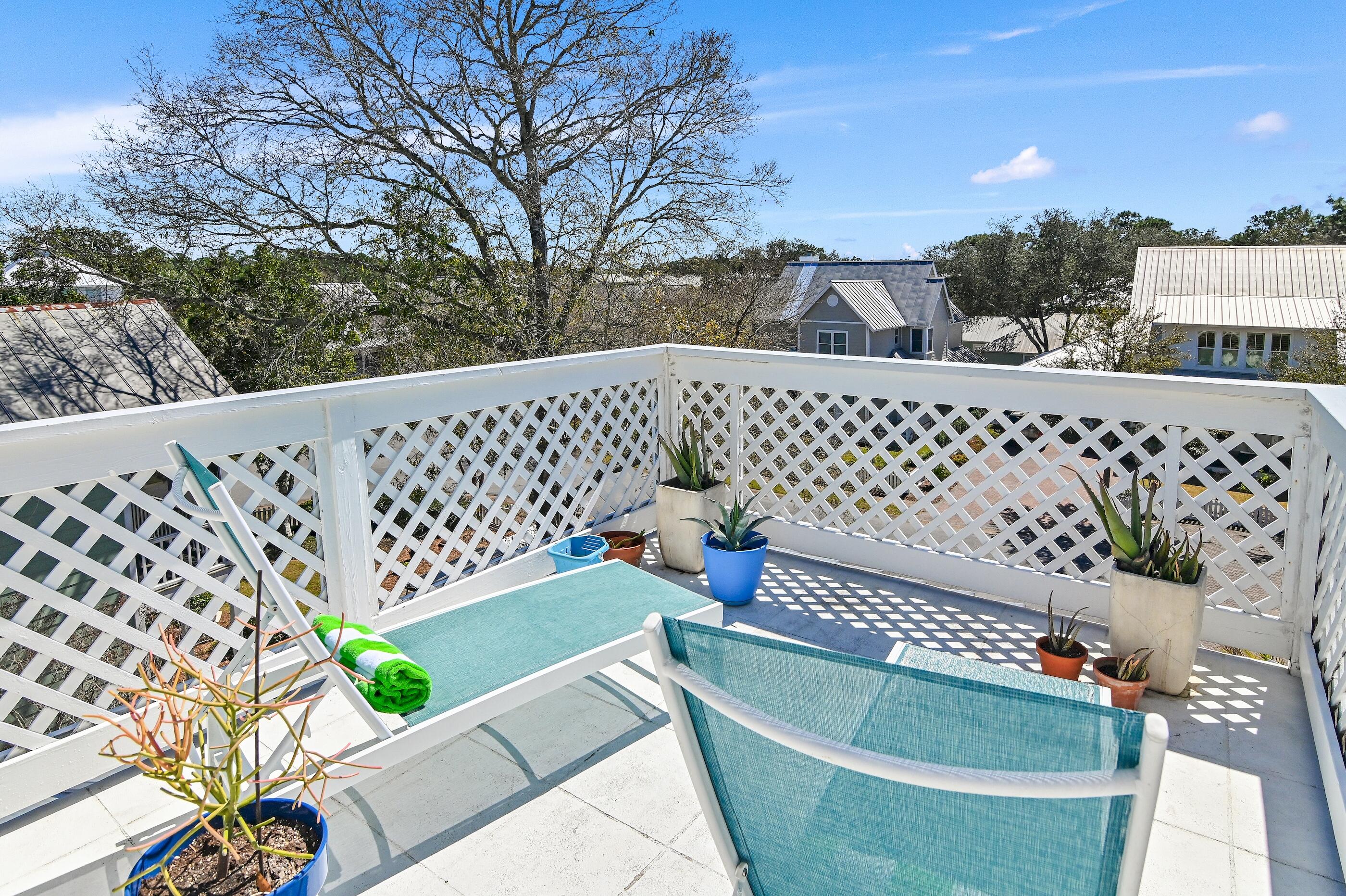 CRYSTAL LAKE AT SANDESTIN - Residential