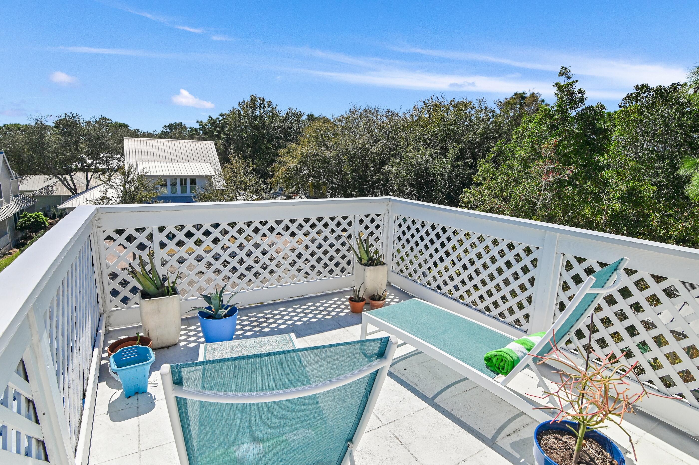 CRYSTAL LAKE AT SANDESTIN - Residential