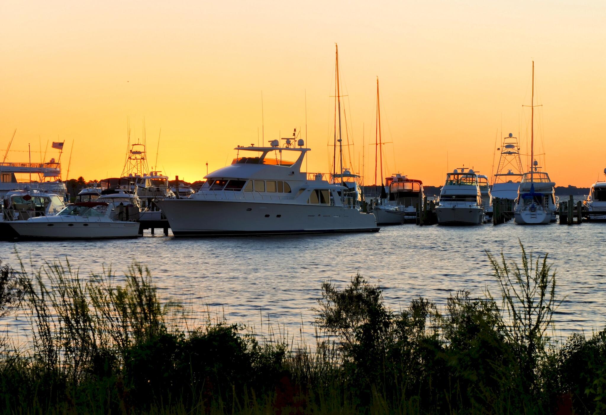 CRYSTAL LAKE AT SANDESTIN - Residential