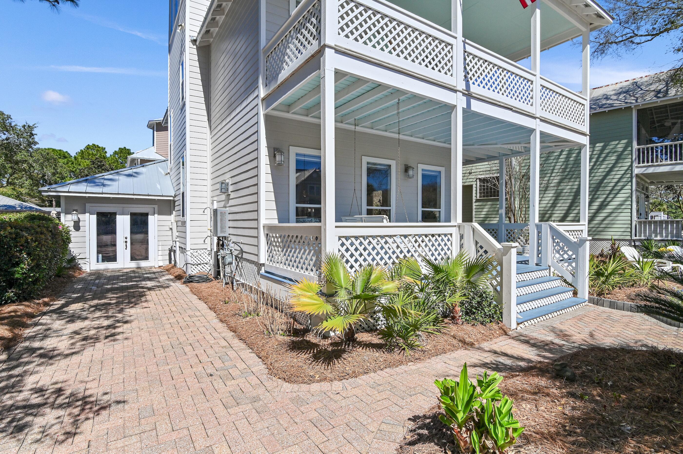 CRYSTAL LAKE AT SANDESTIN - Residential