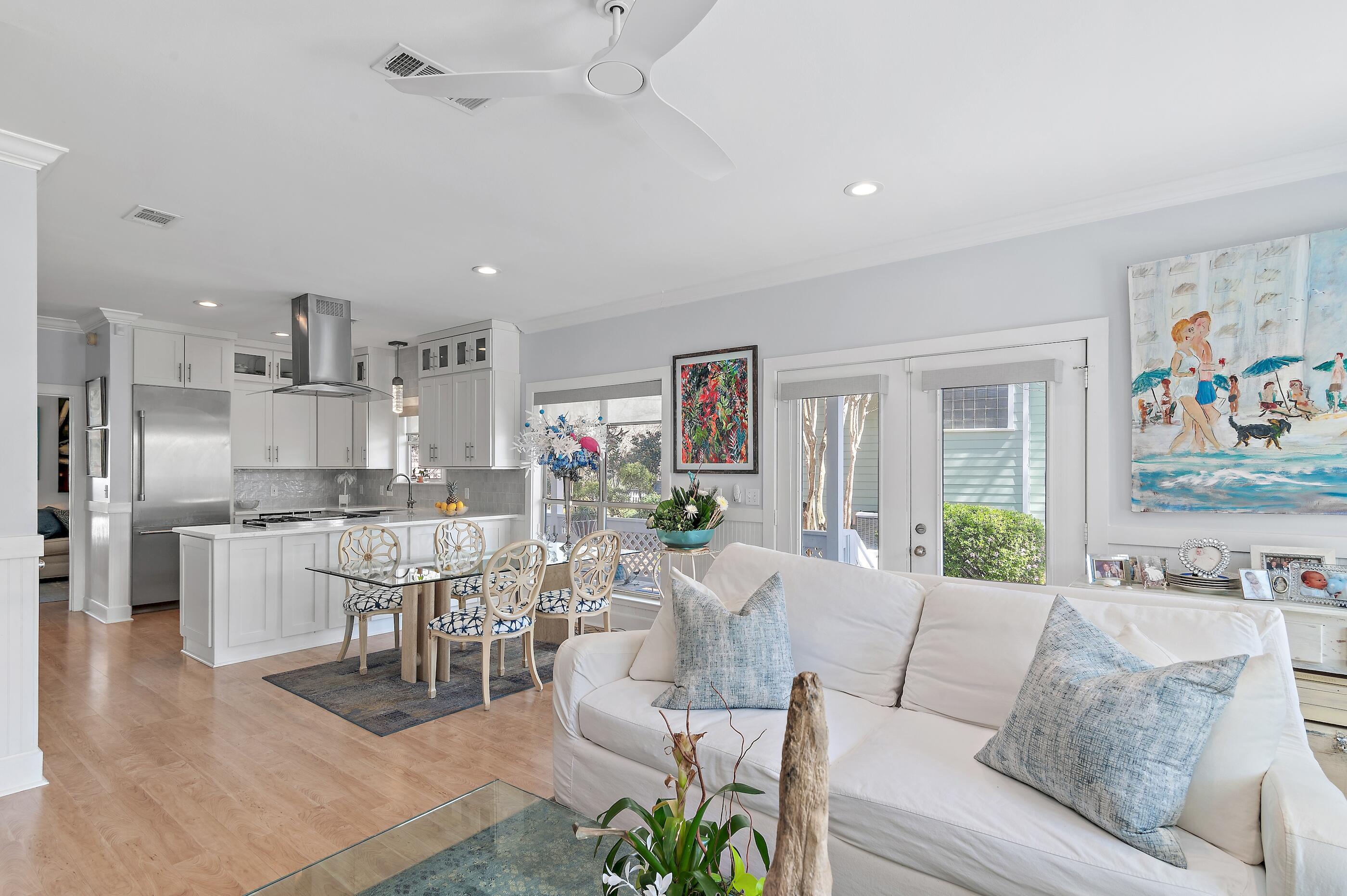 CRYSTAL LAKE AT SANDESTIN - Residential