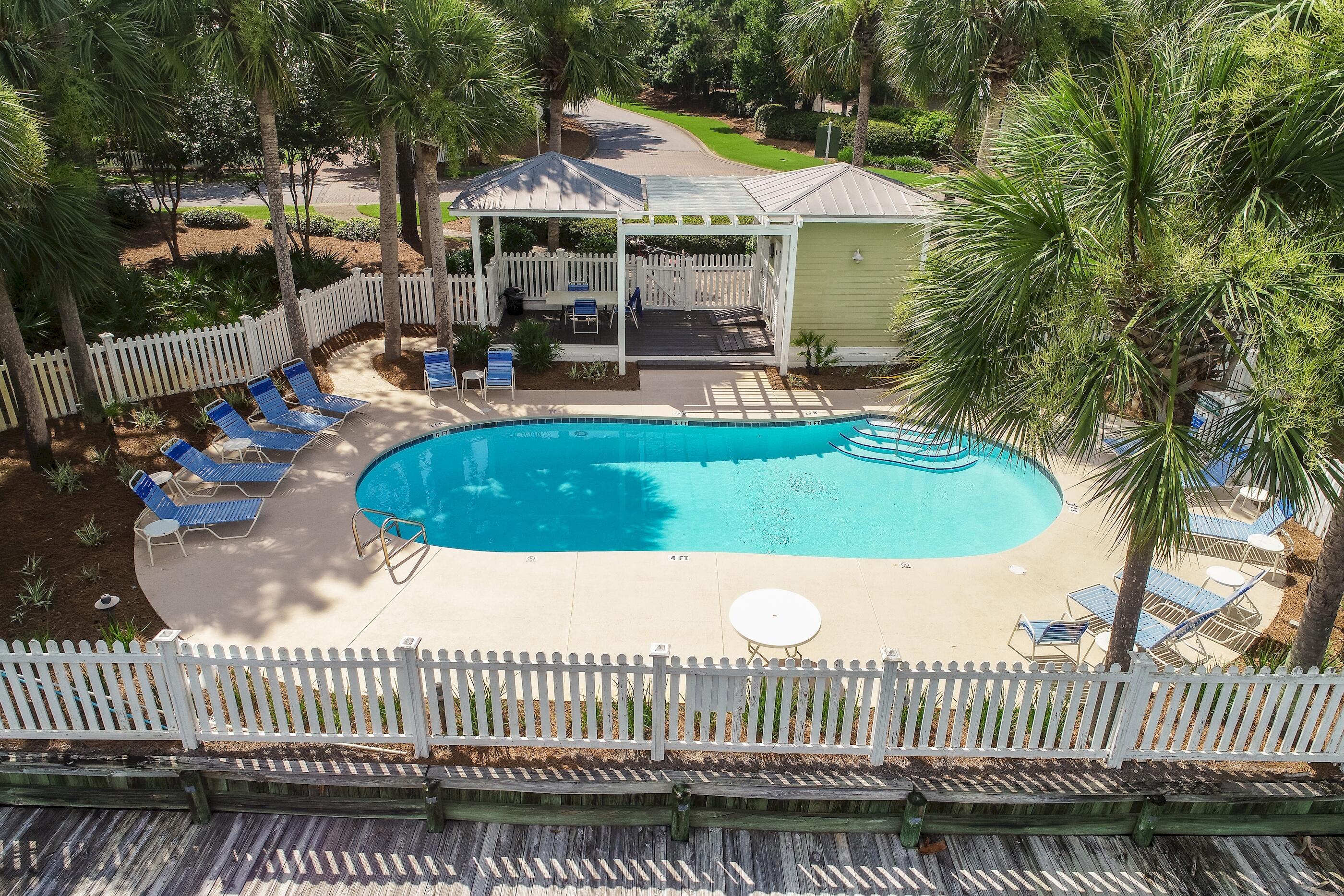 CRYSTAL LAKE AT SANDESTIN - Residential
