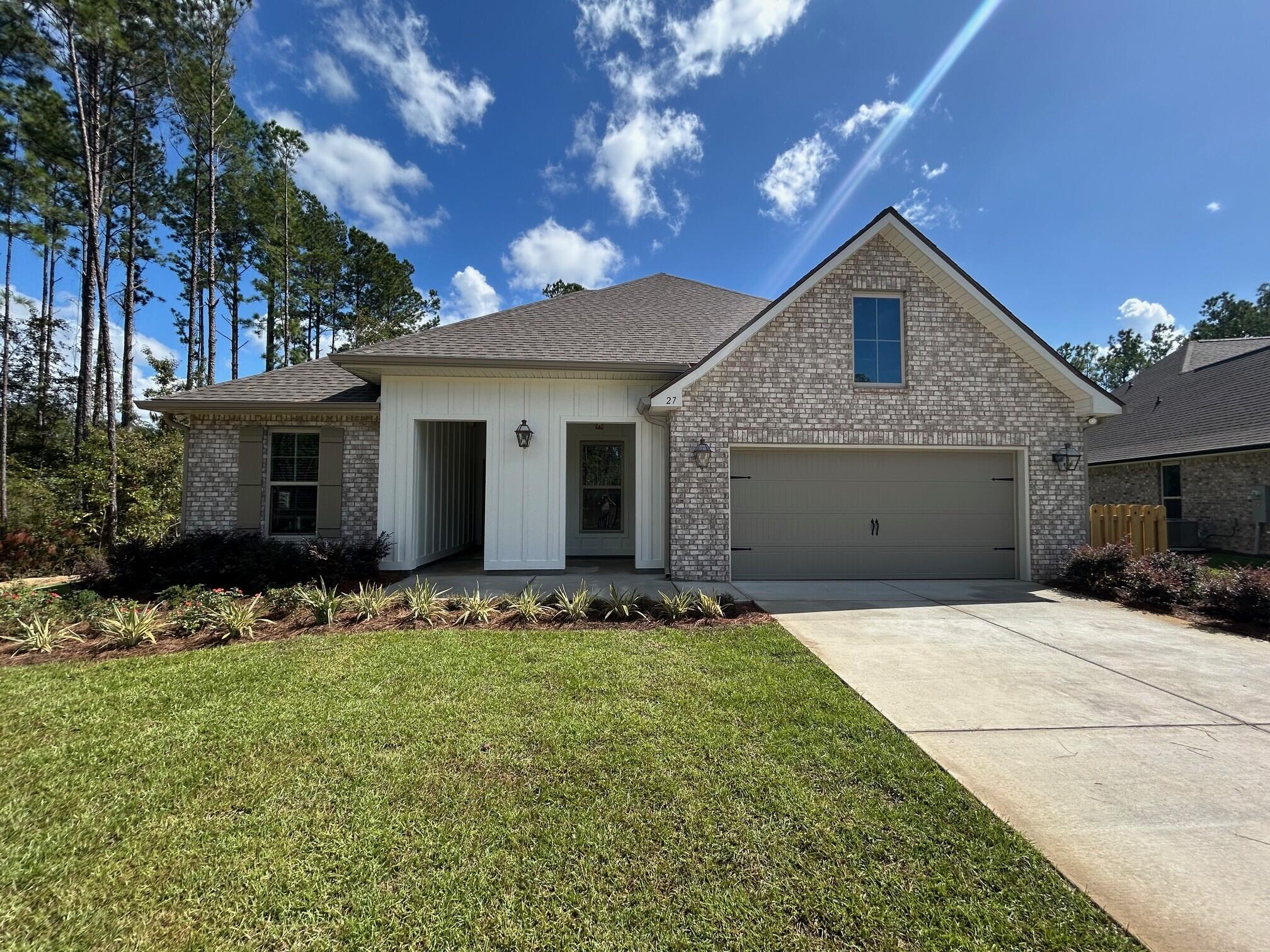 HAMMOCK BAY - BIRD SONG - Residential