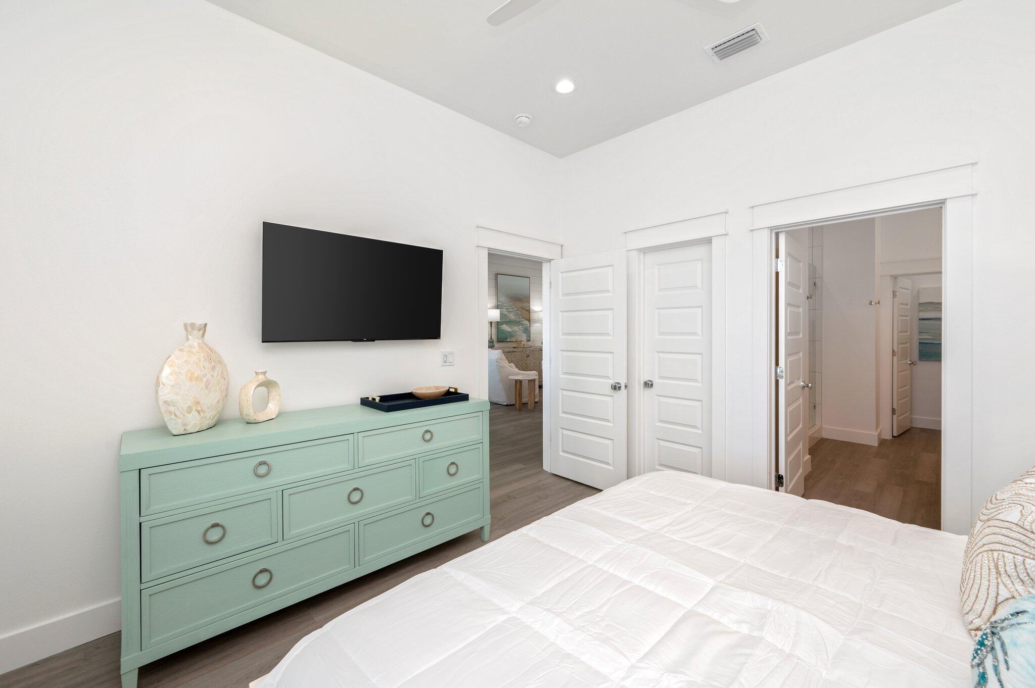 EASTERN LAKE S/D - Residential