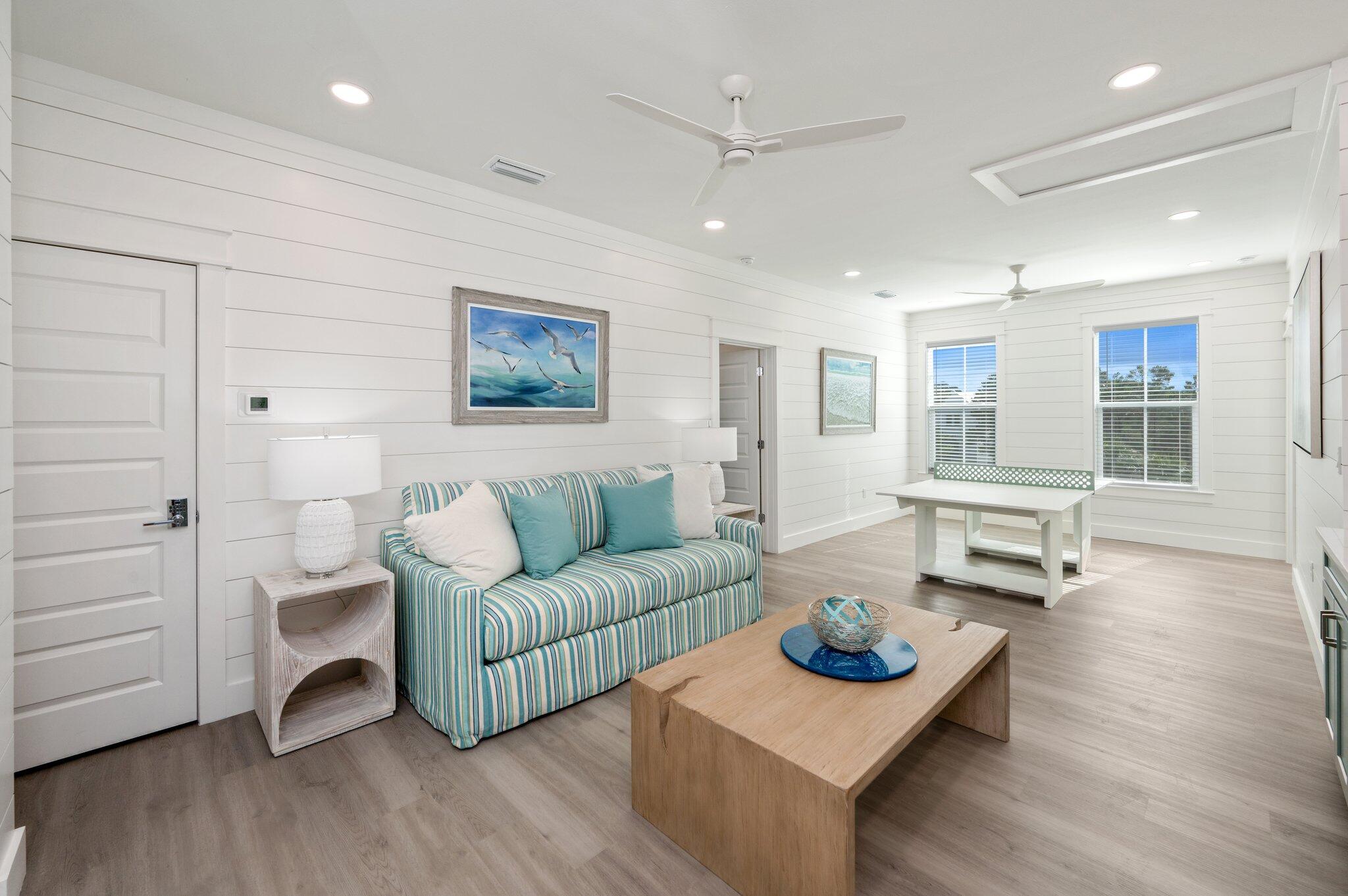 EASTERN LAKE S/D - Residential