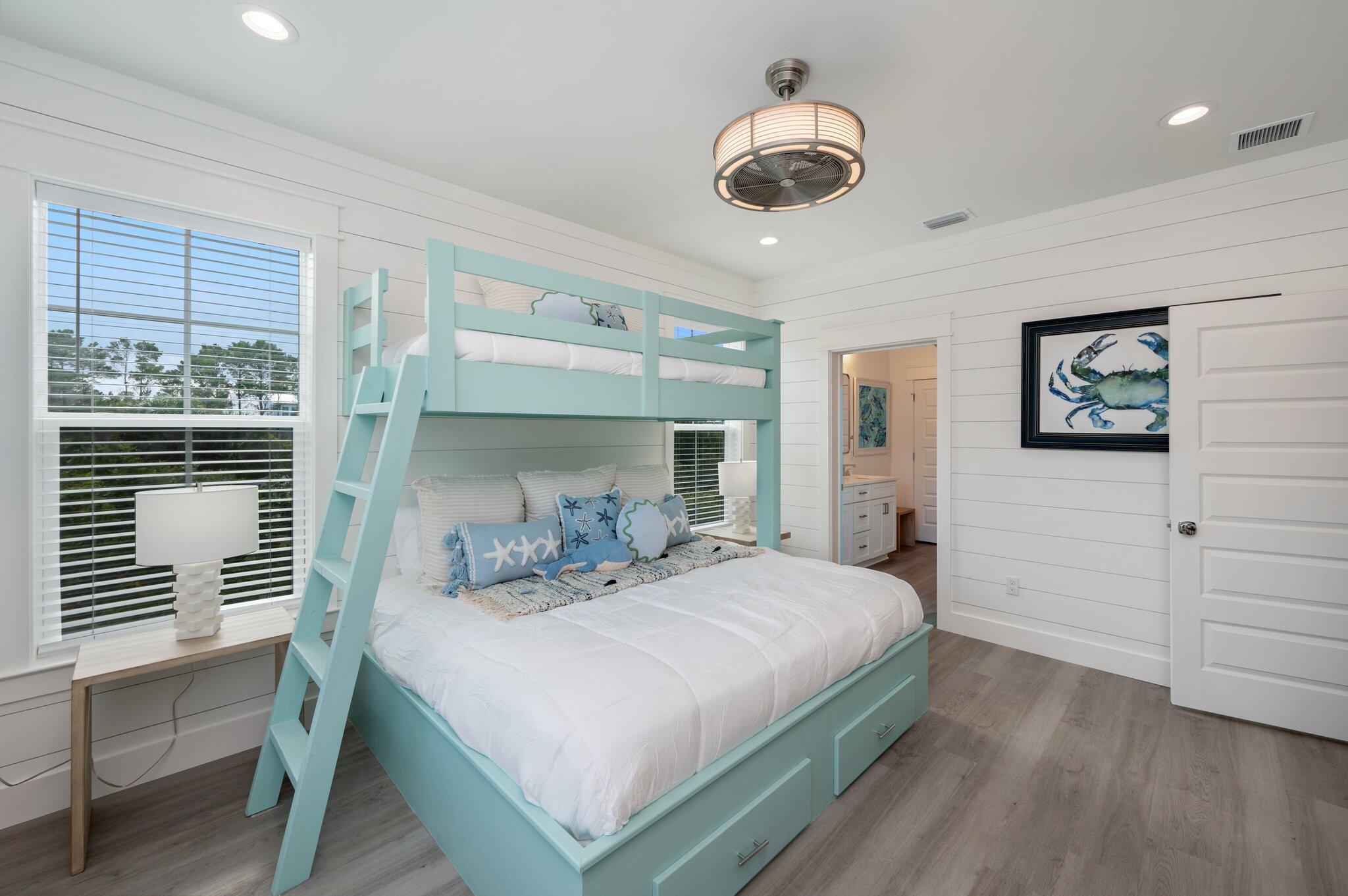 EASTERN LAKE S/D - Residential