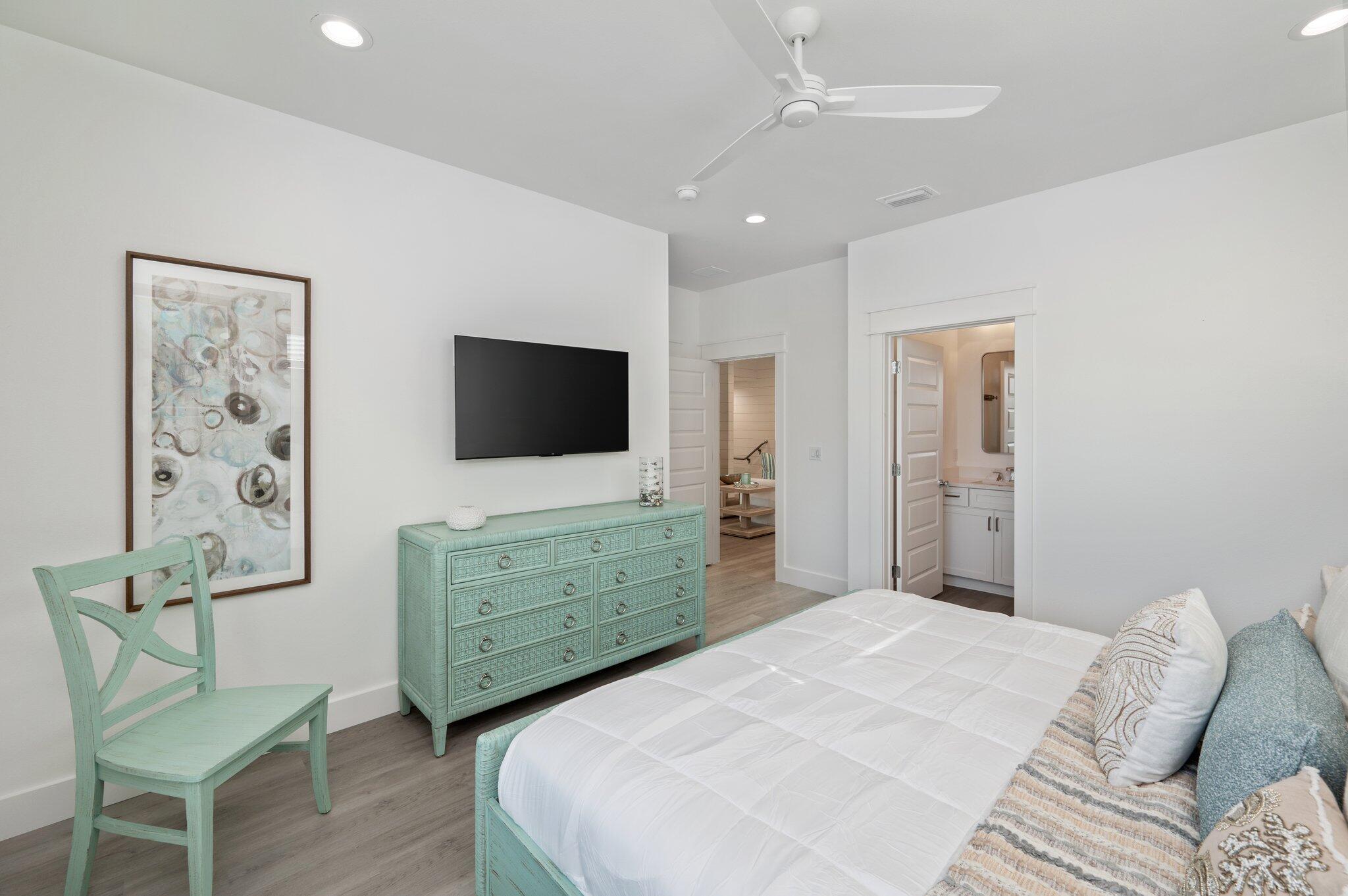 EASTERN LAKE S/D - Residential