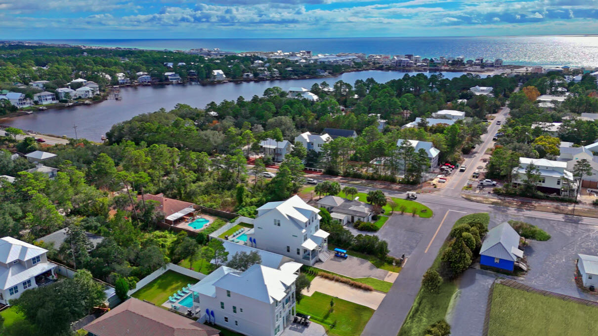 EASTERN LAKE S/D - Residential