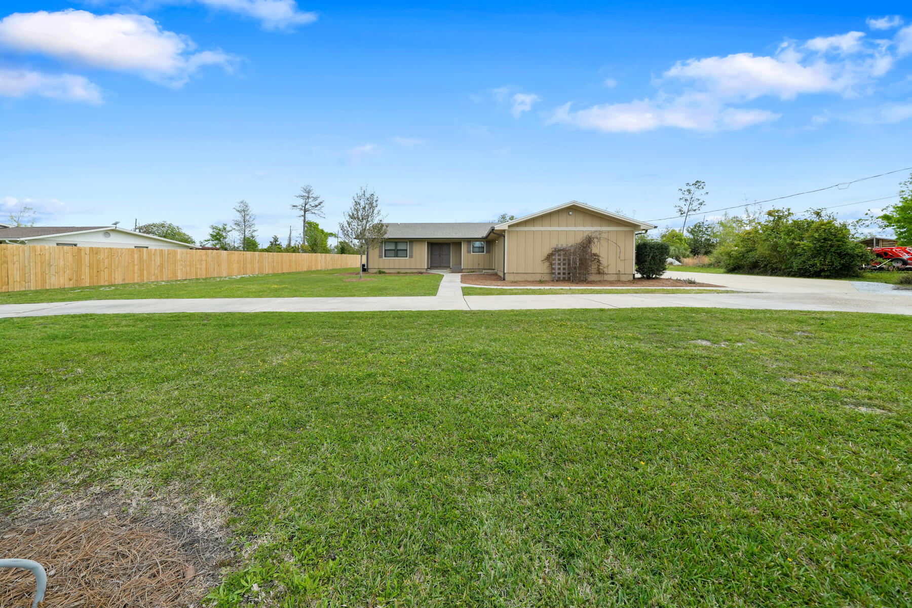 NO RECORDED SUBDIVISION - Residential