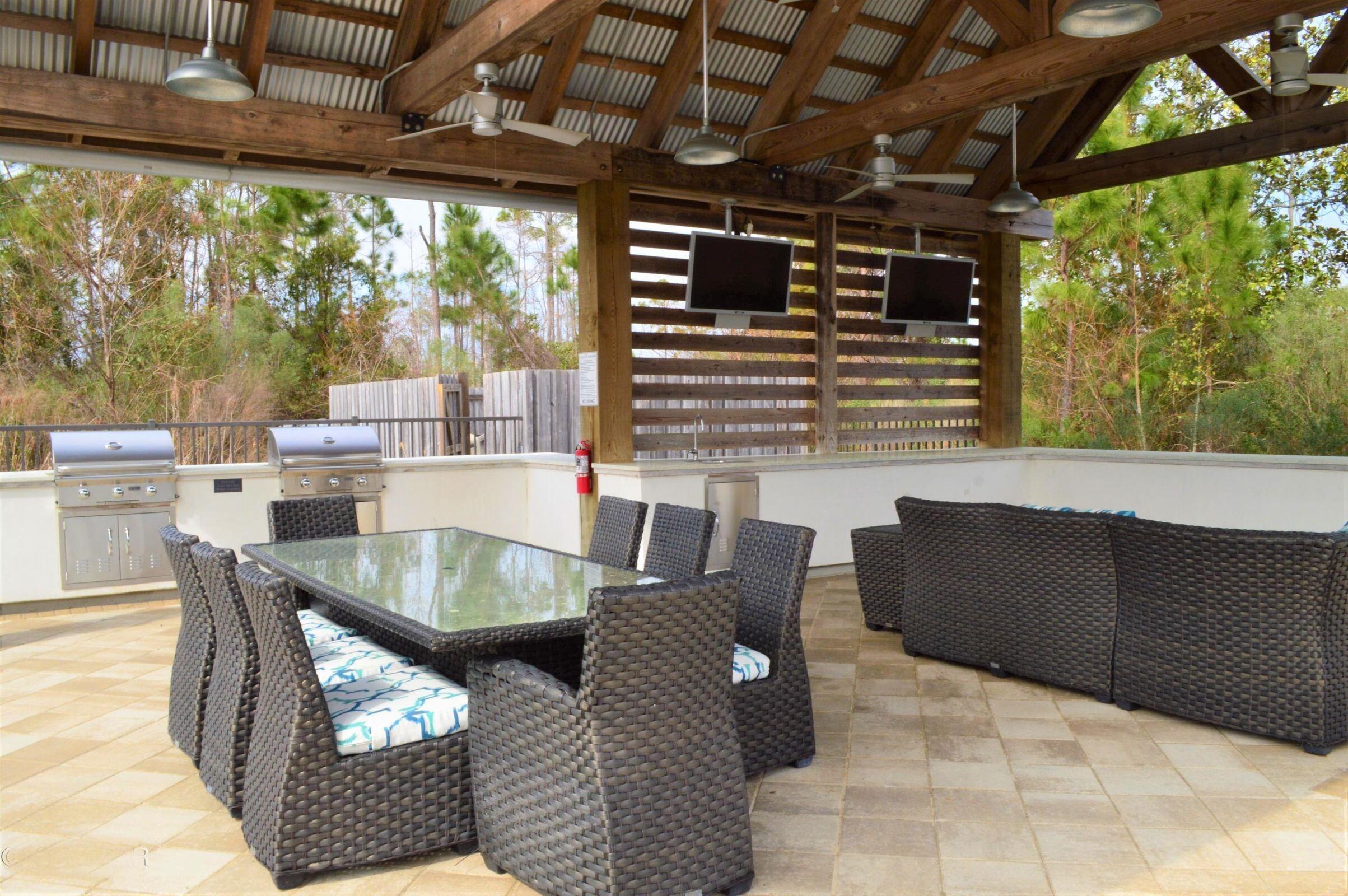 Fanning Bayou - Residential