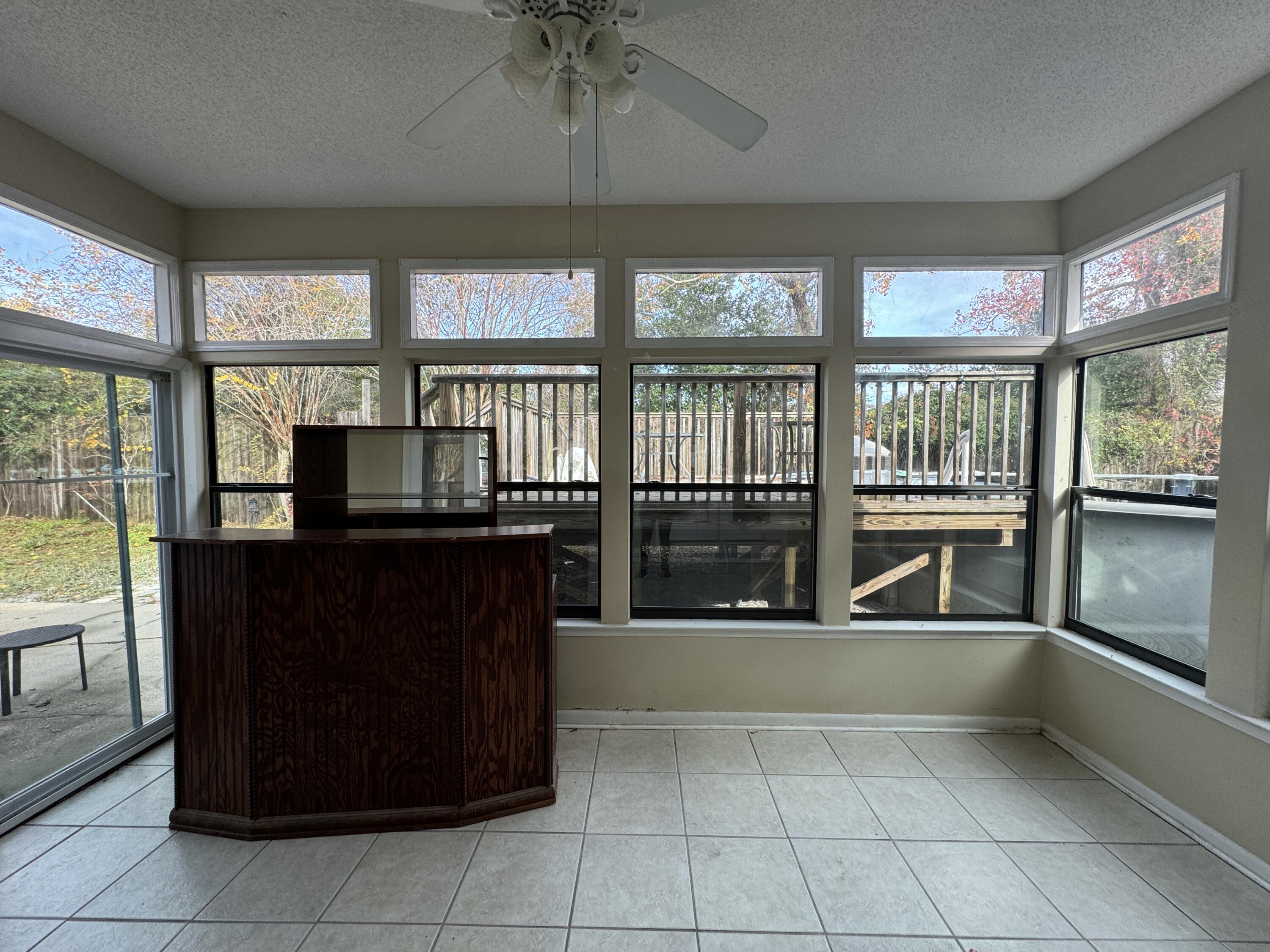 QUIET WOOD 1ST ADD - Residential