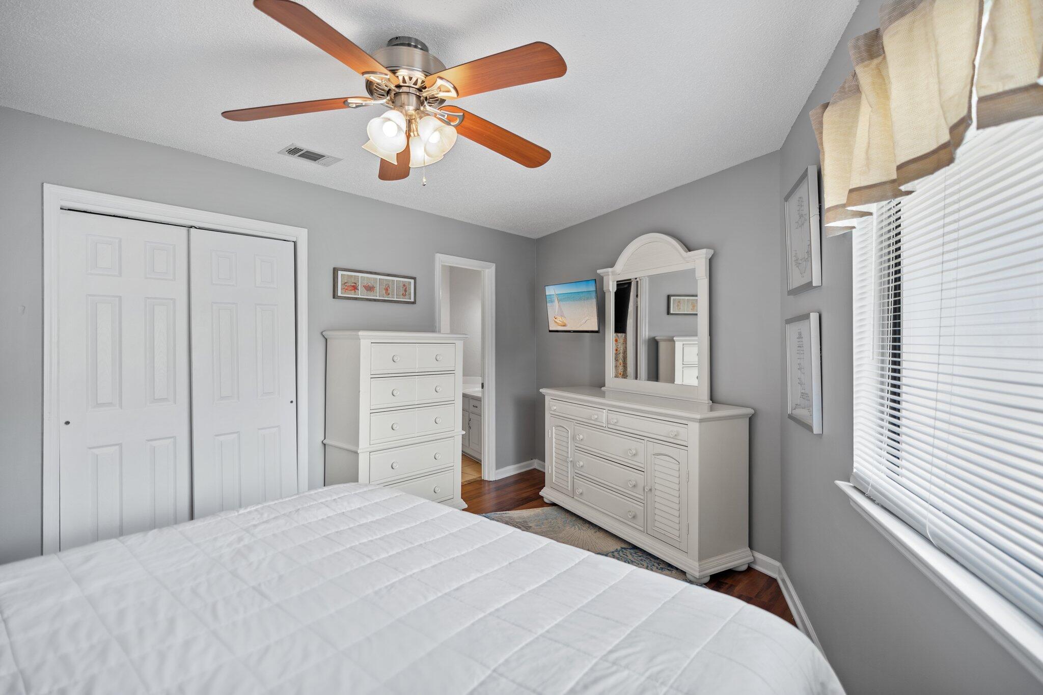 CRYSTAL VILLAGE 2 CONDO PH 4 - Residential