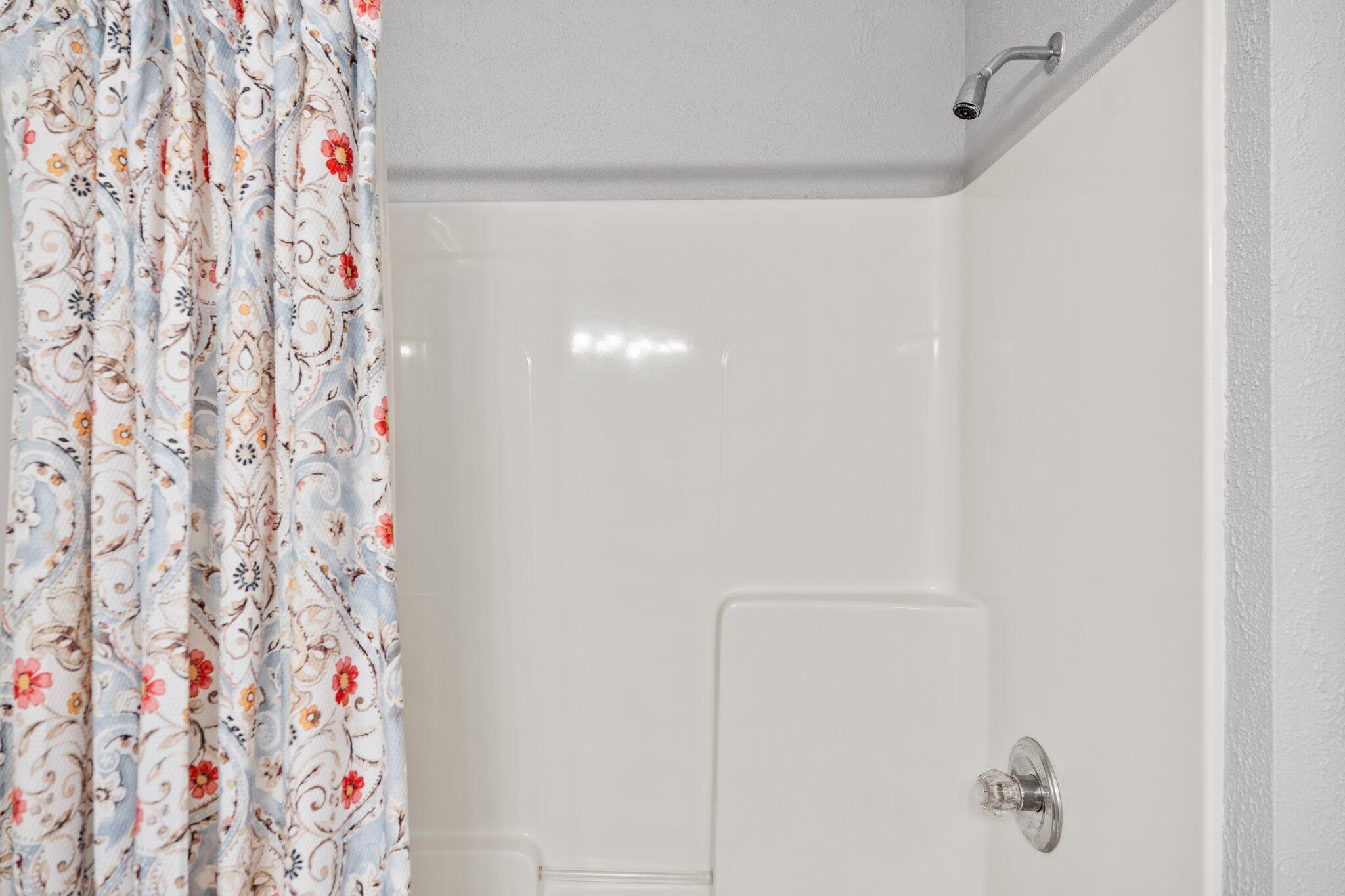 CRYSTAL VILLAGE 2 CONDO PH 4 - Residential