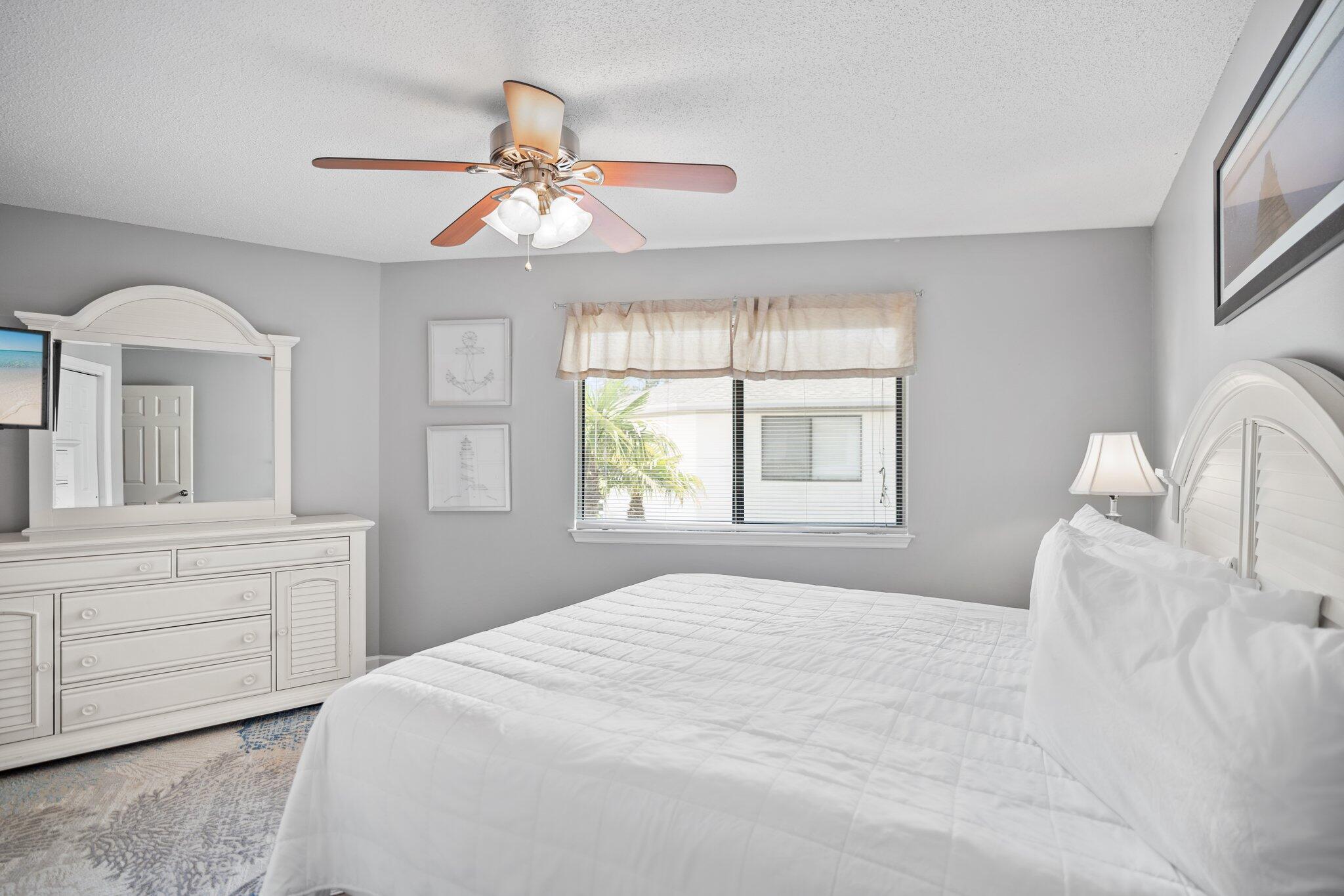 CRYSTAL VILLAGE 2 CONDO PH 4 - Residential