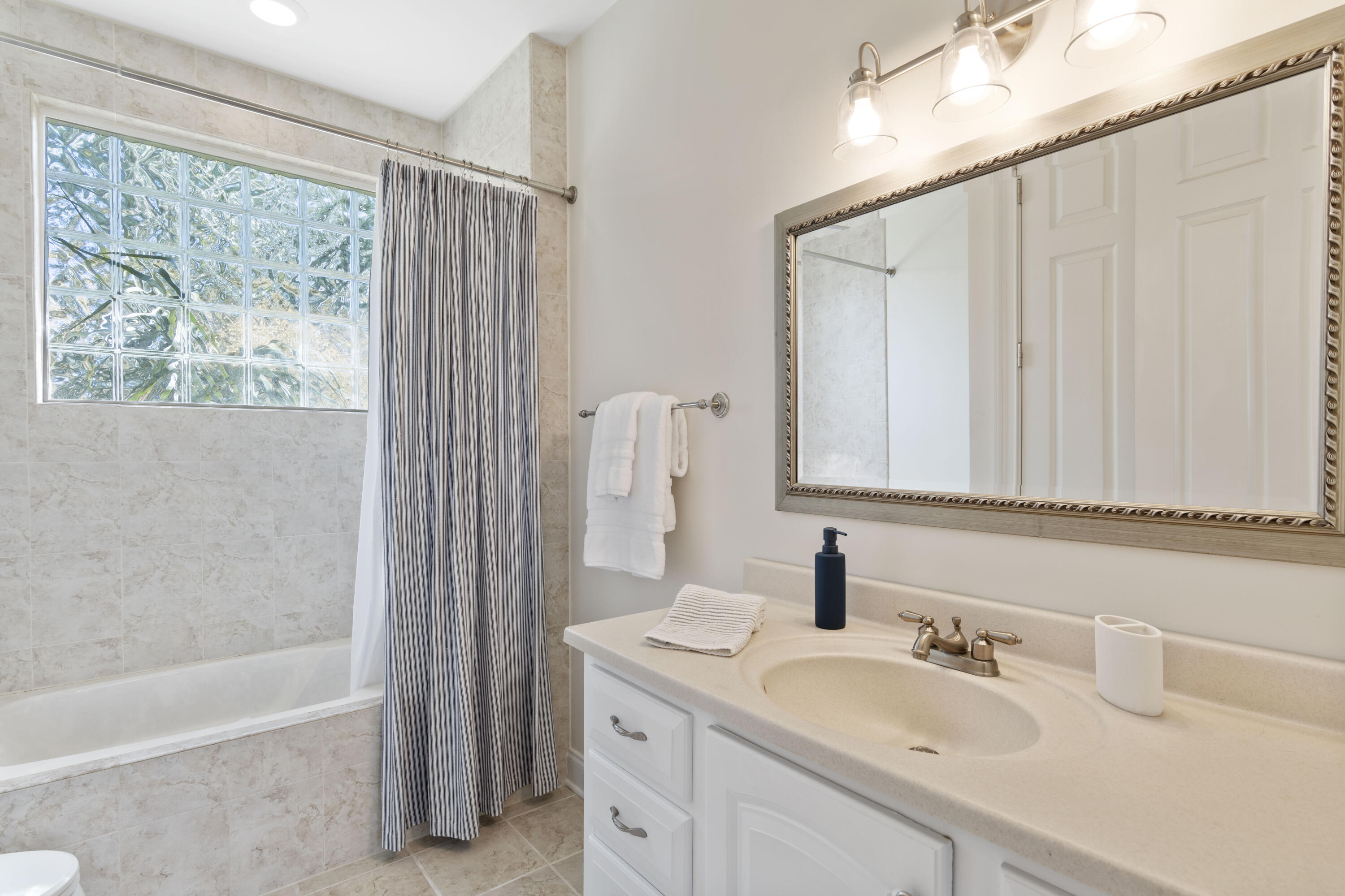 SANTA ROSA BEACH - Residential