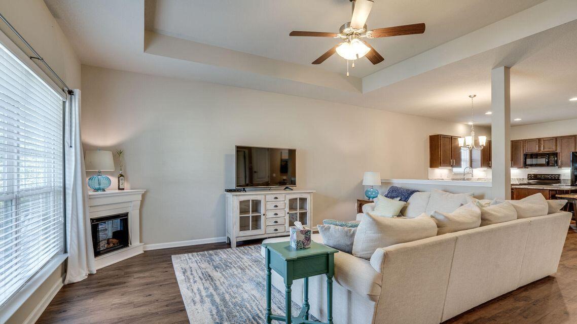 HAMMOCK BAY - Residential Lease