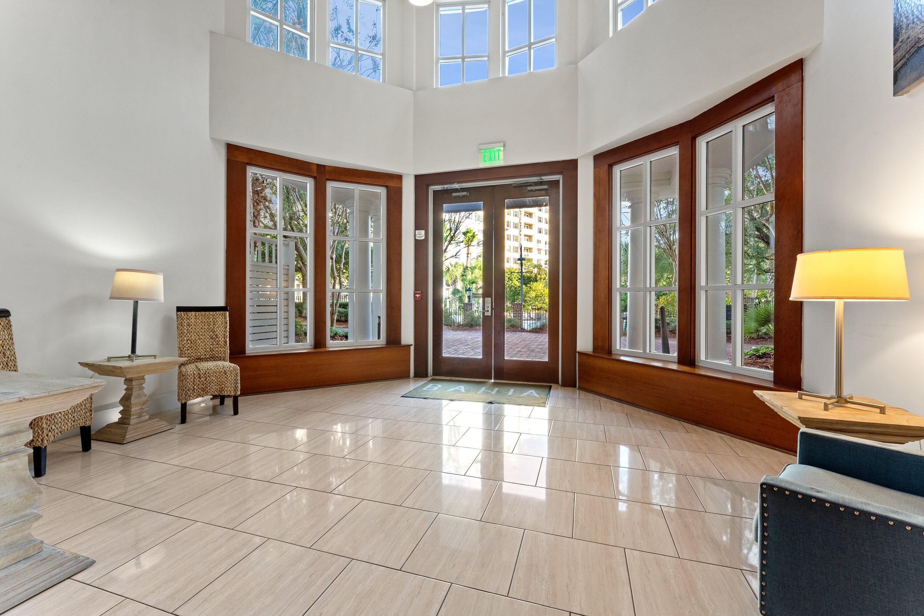 BAHIA CONDO - Residential