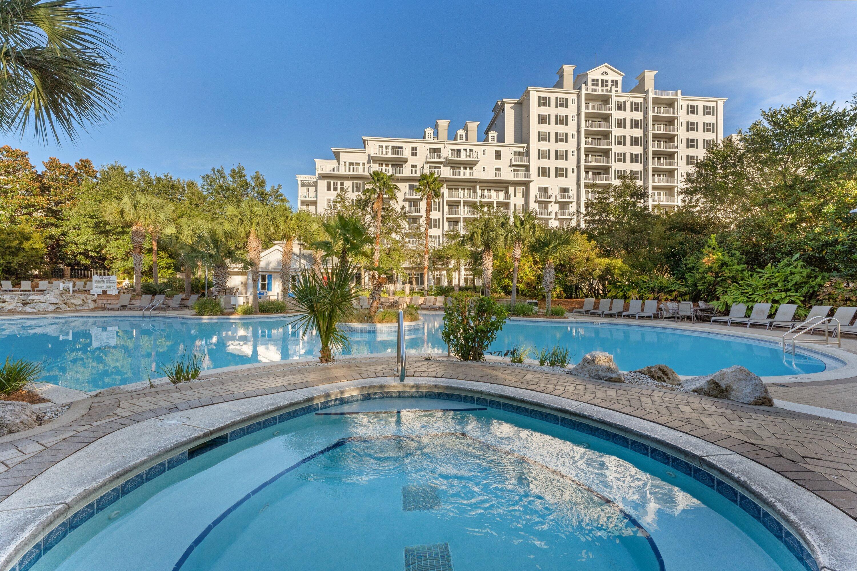 BAHIA CONDO - Residential